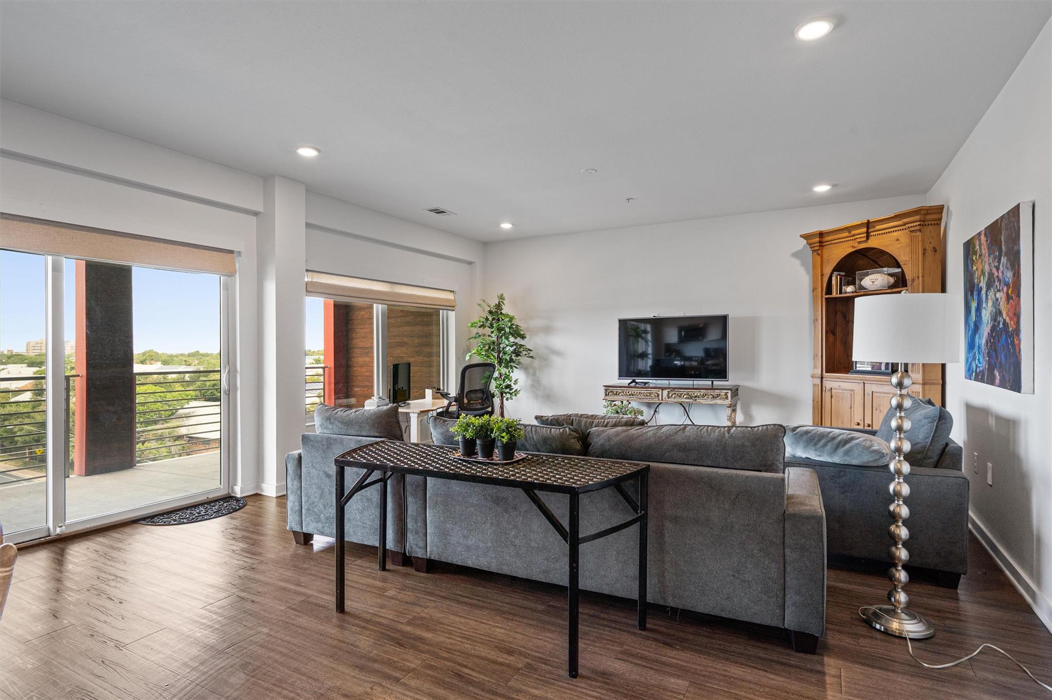 4361 Congress Ave #606 — photo 4