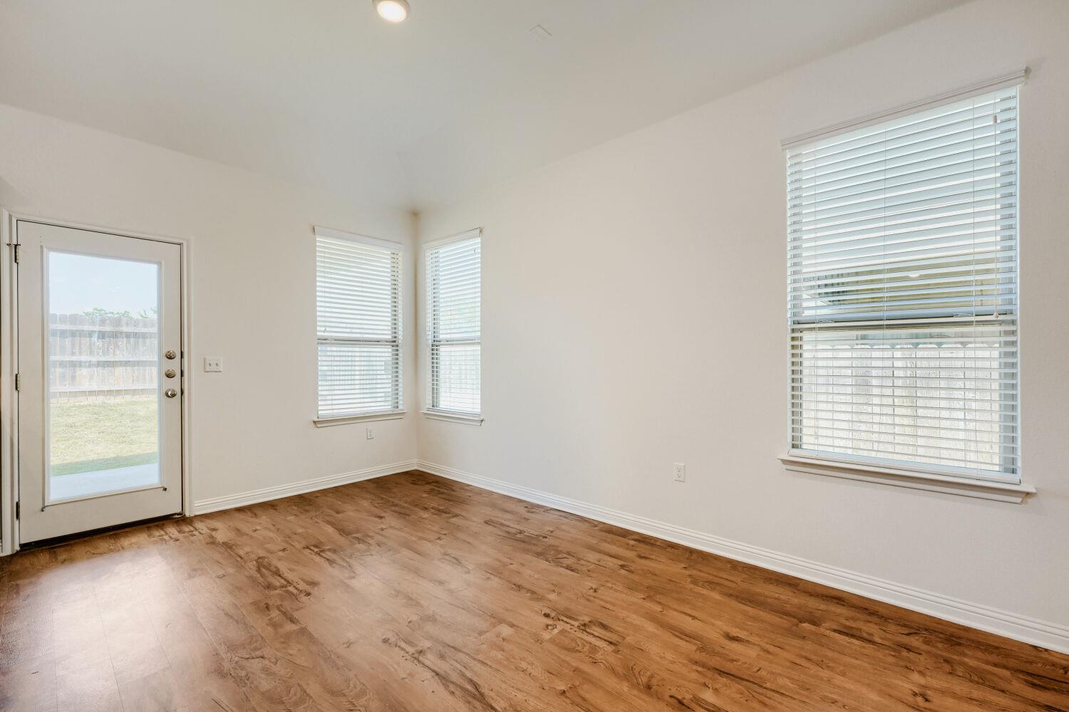 6000 Gerard DR — photo 5
