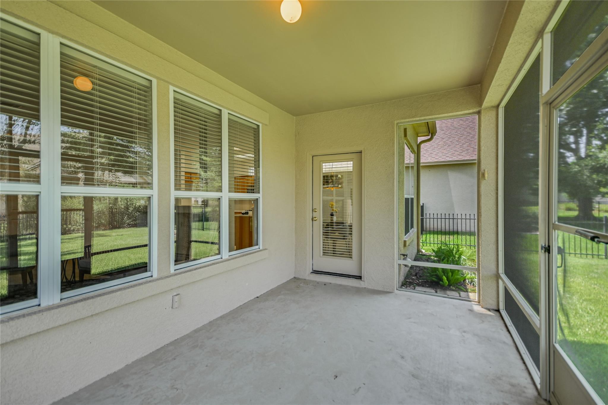 112 Bluebell DR — photo 5