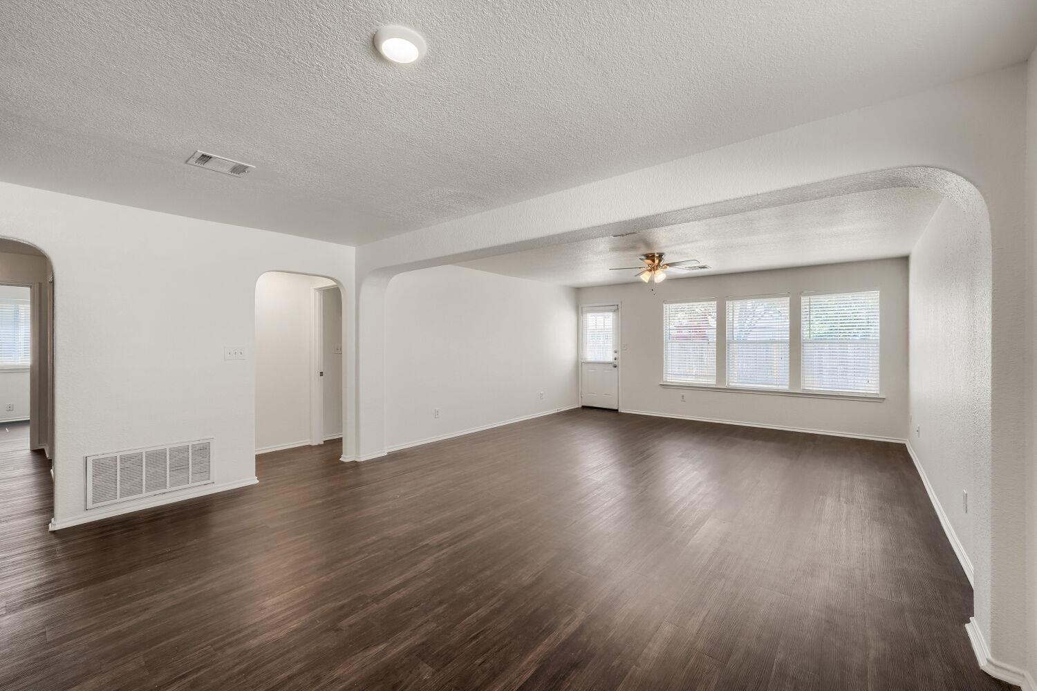 15003 Nordyke LN — photo 5