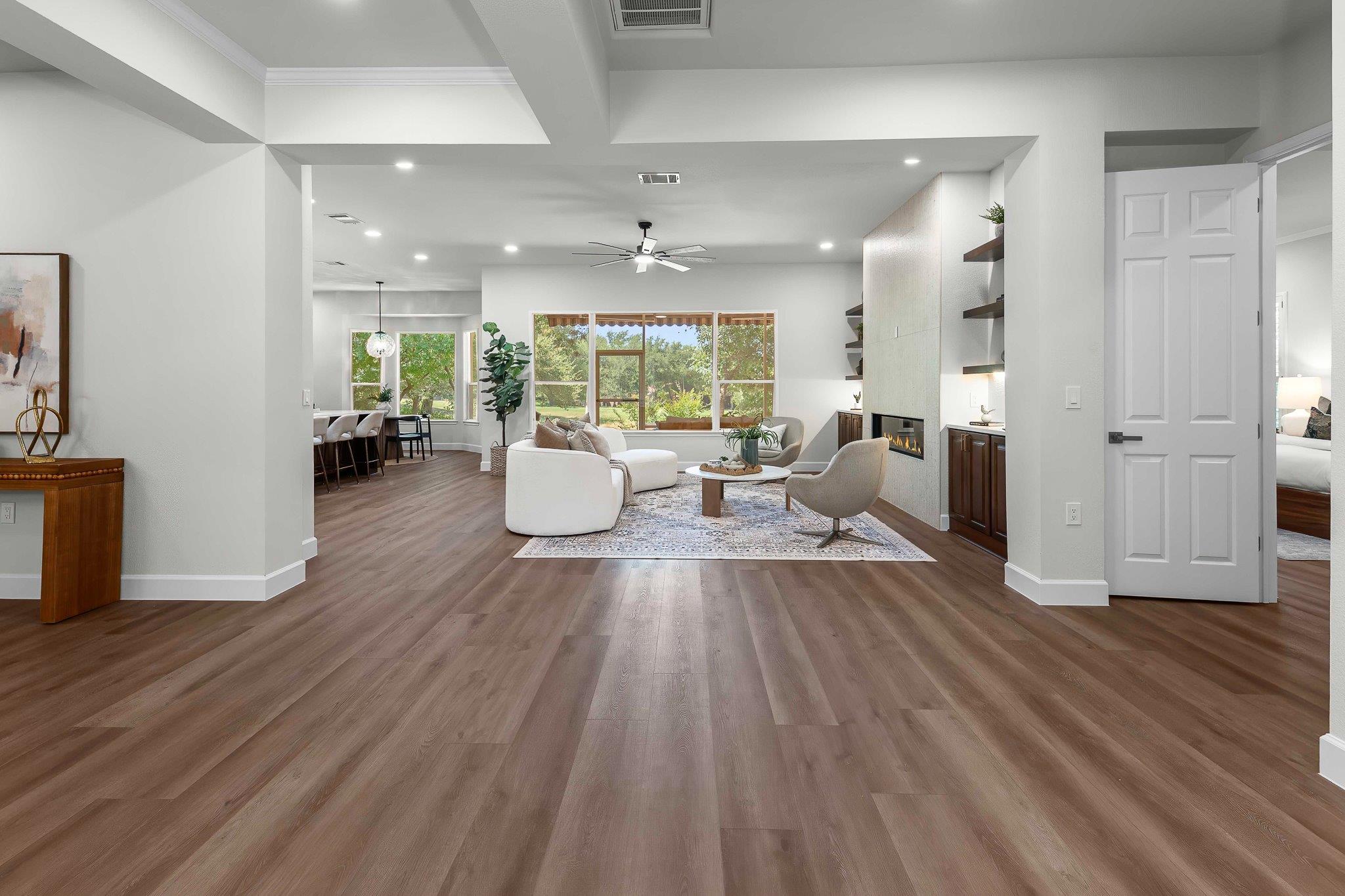105 Golf View DR — photo 3