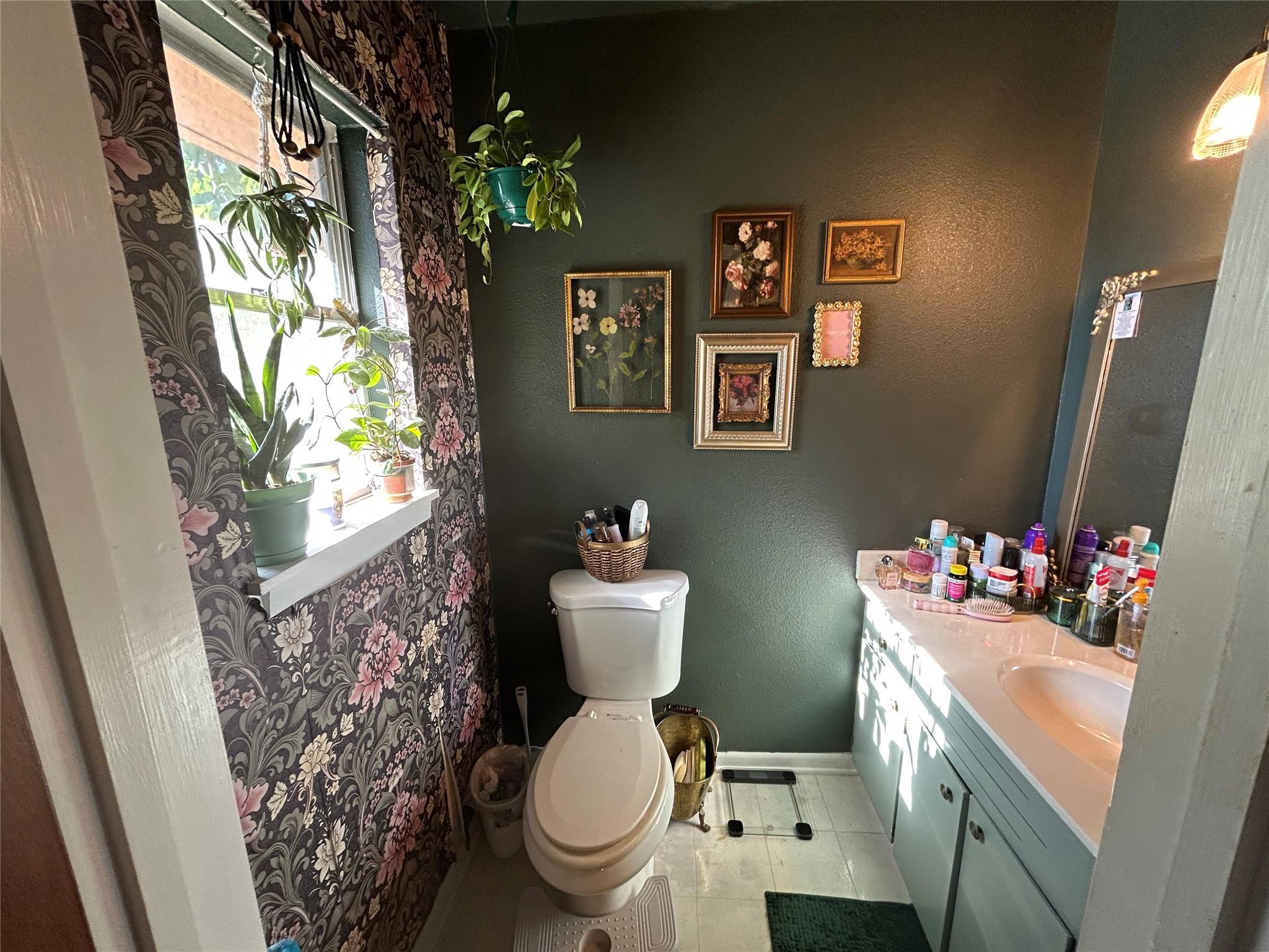 817 Harris ST — photo 5