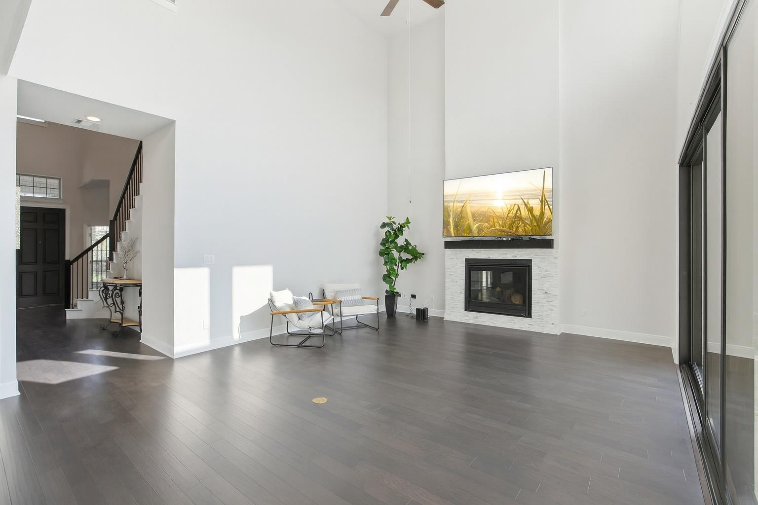 2436 Capestrano CIR — photo 5