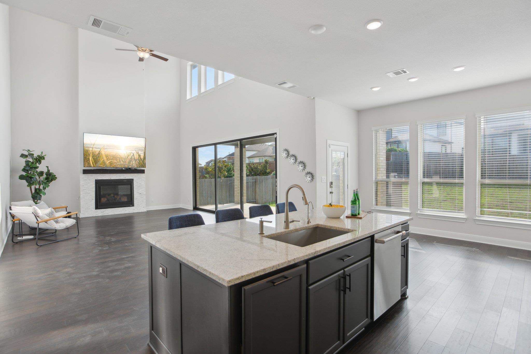 2436 Capestrano CIR — photo 4