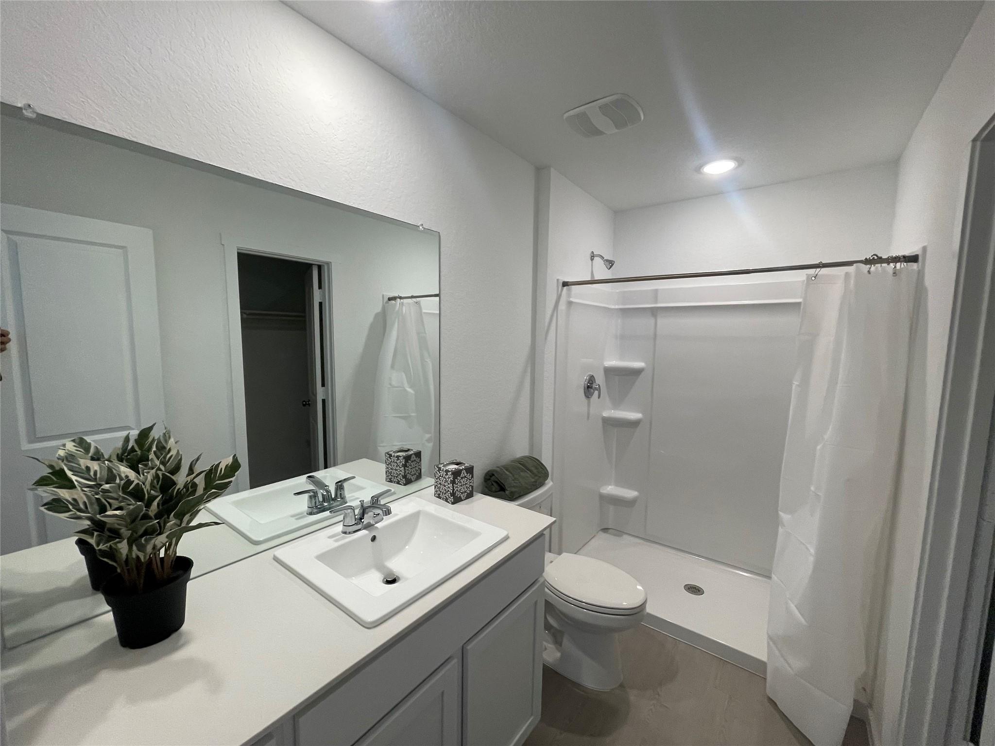 245 Pastar FLS — photo 4