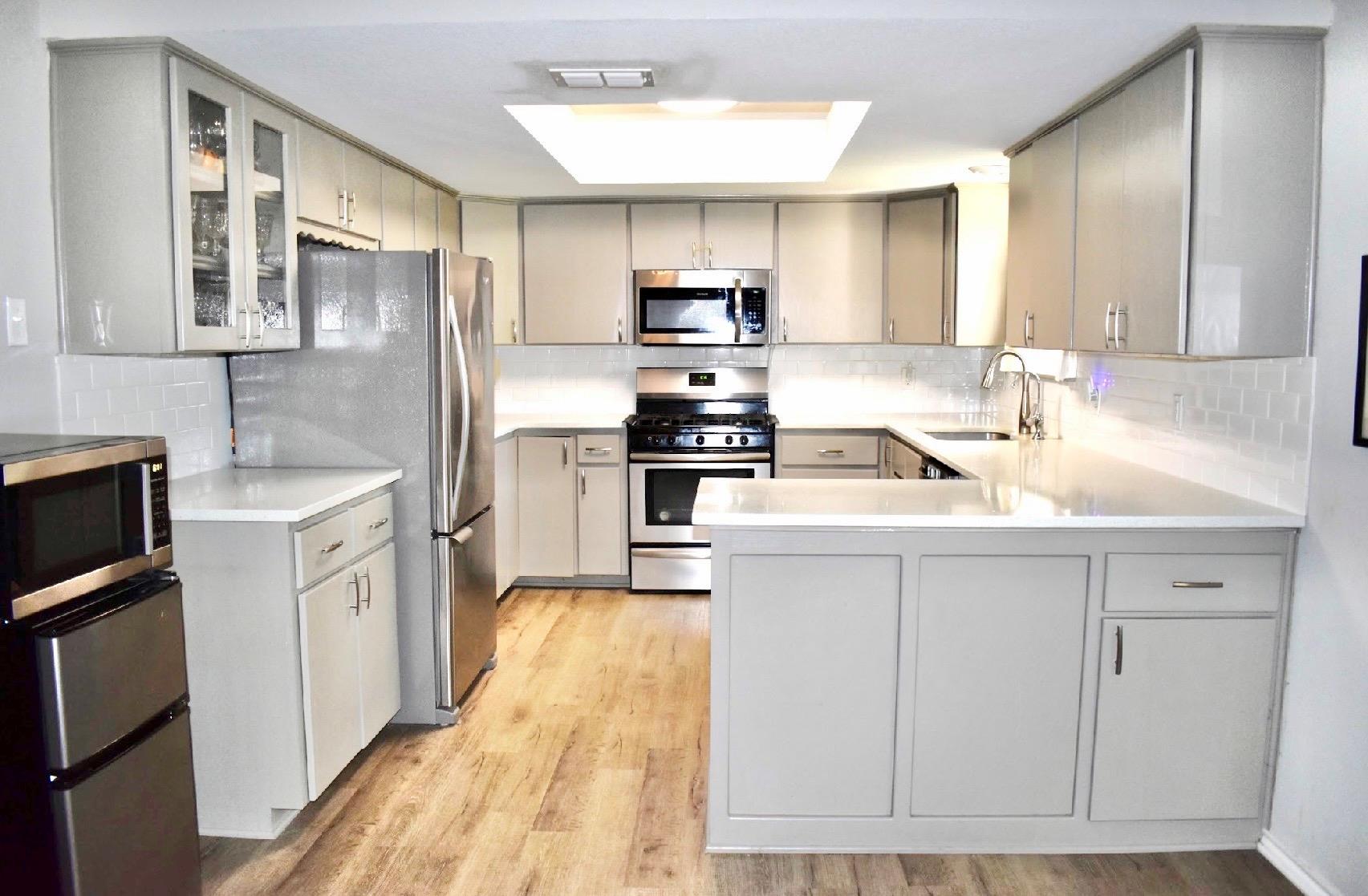 1702 Pecos Ave — photo 4