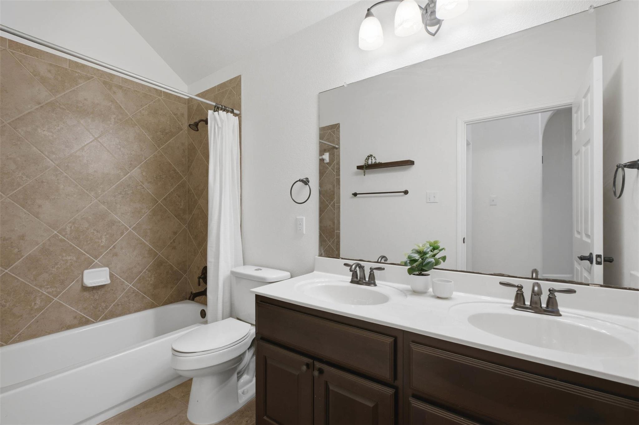 6225 Antigo LN — photo 3