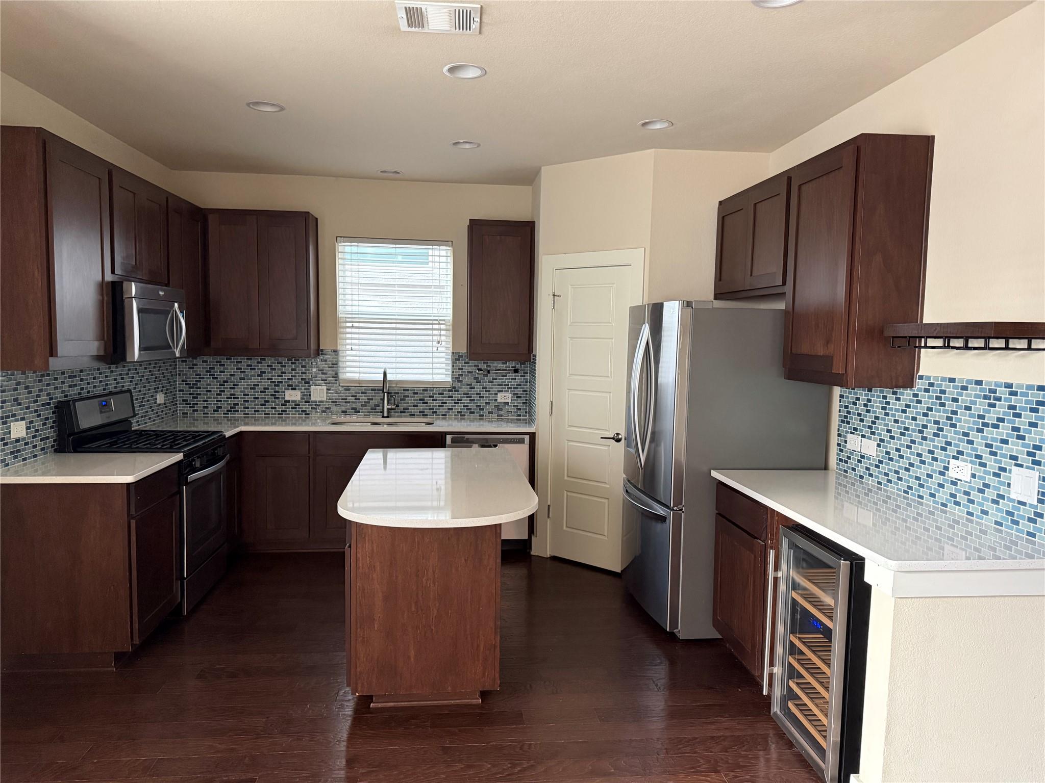 2825 Stock DR — photo 4