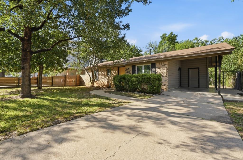 1805 Fair Oaks DR — photo 3