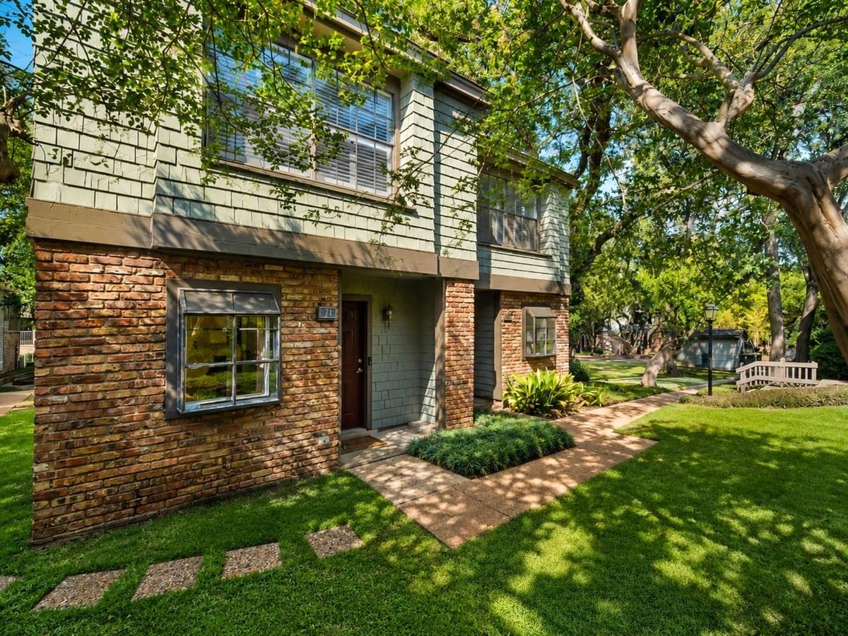 7122 Wood Hollow DR