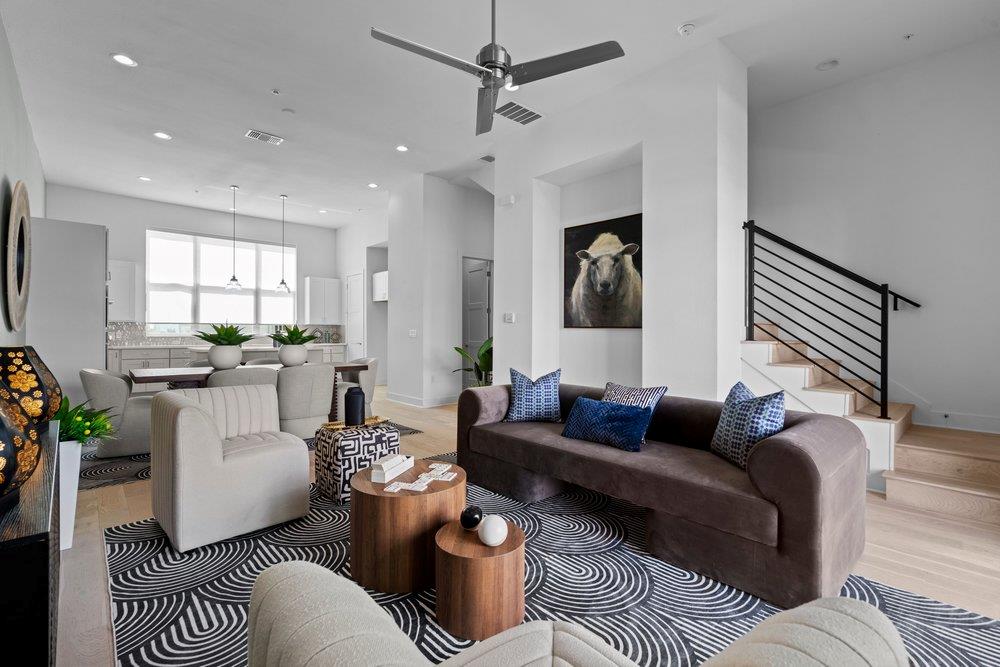 2805 McCurdy ST #5 — photo 3