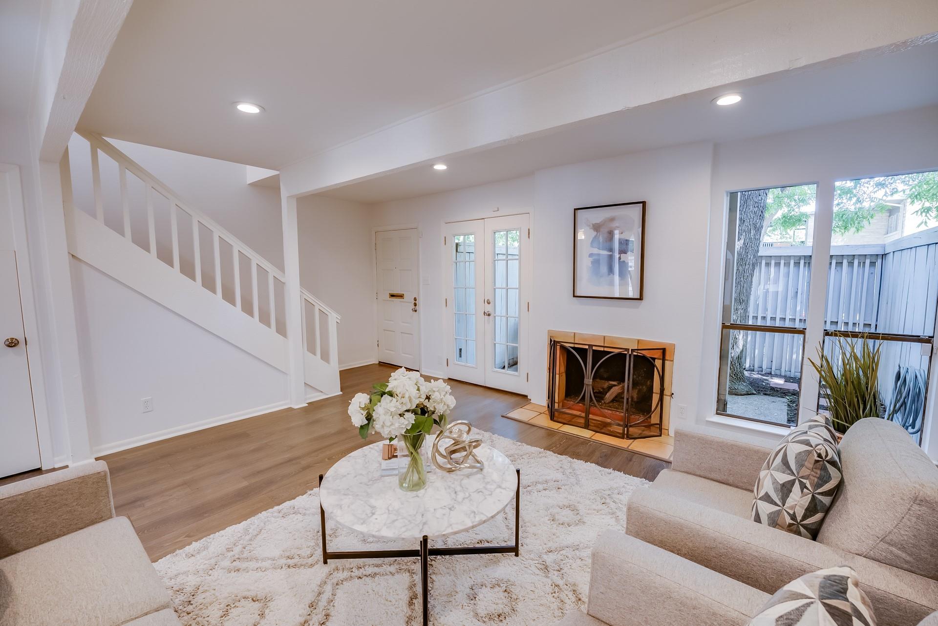 3500 Enfield RD #D — photo 4