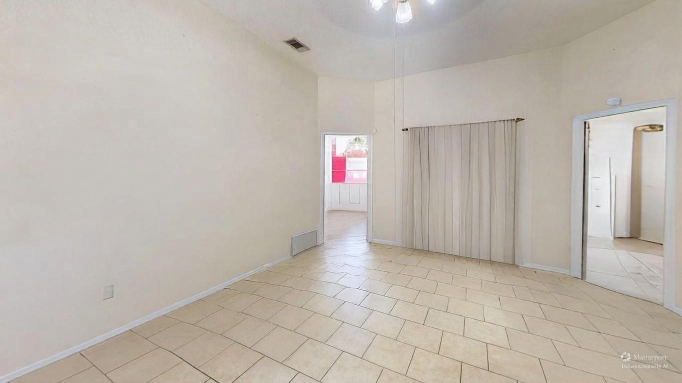 3302 Southhill DR — photo 3