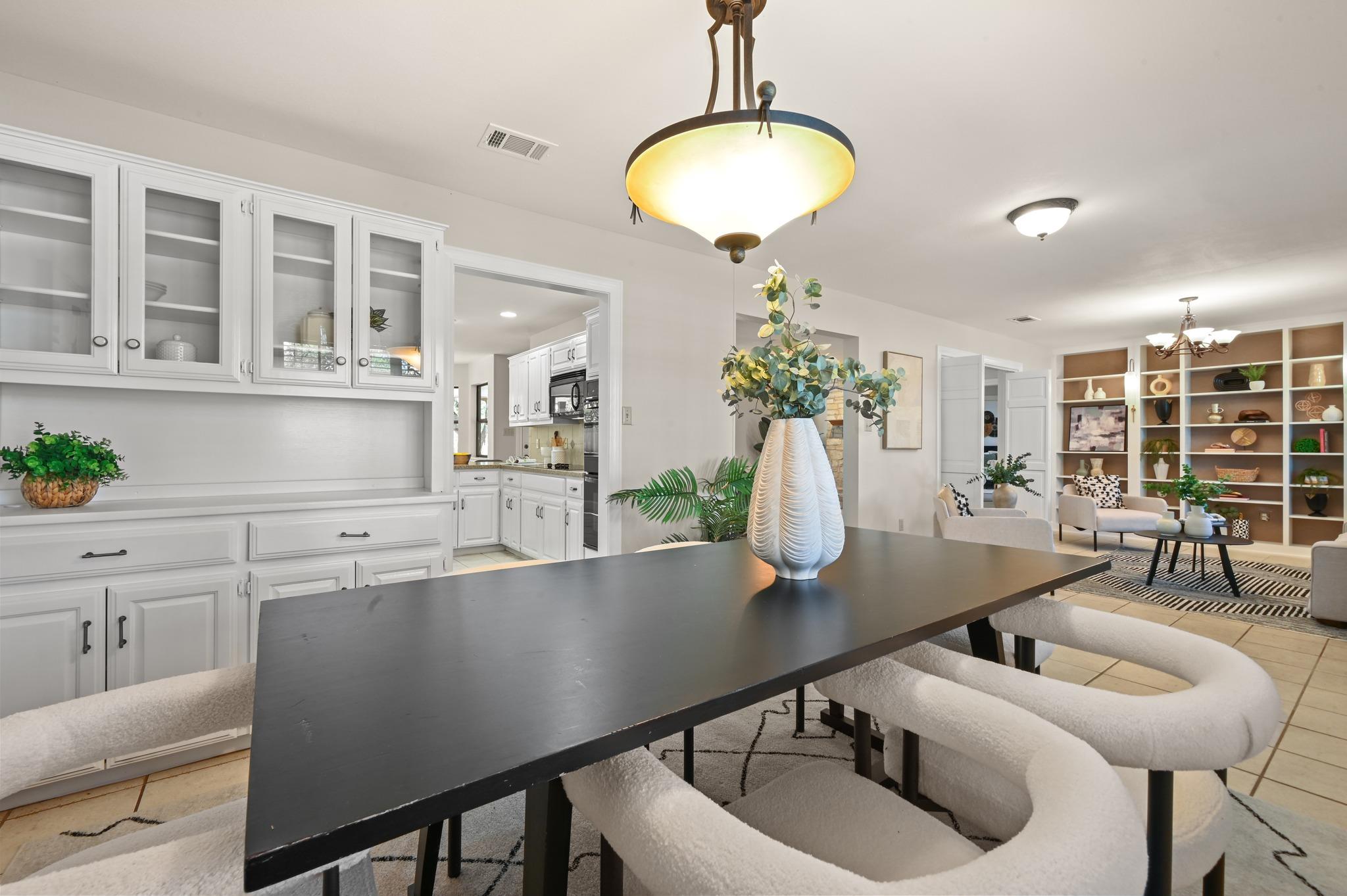 224 Maple DR — photo 4