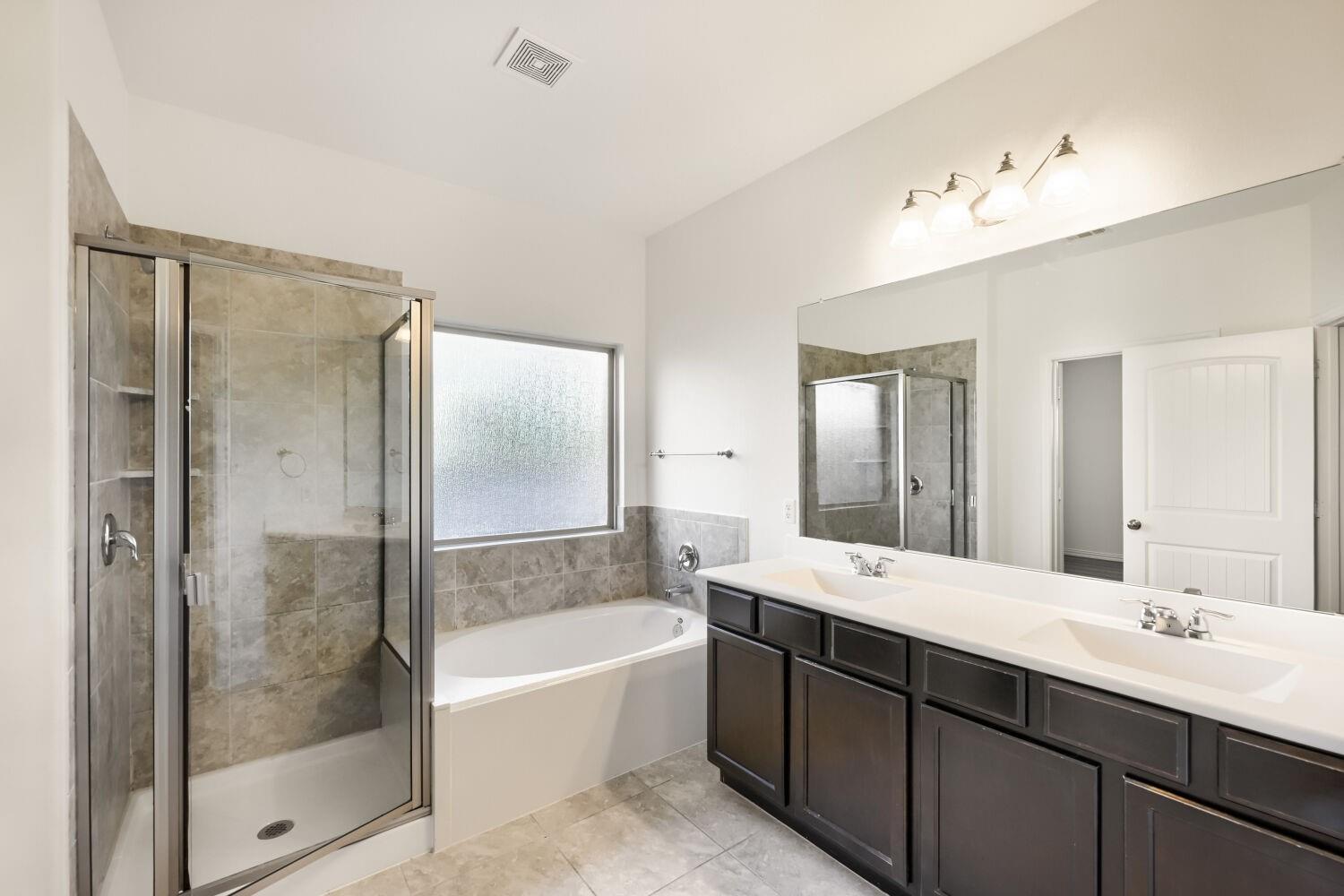 300 Shale CIR — photo 5