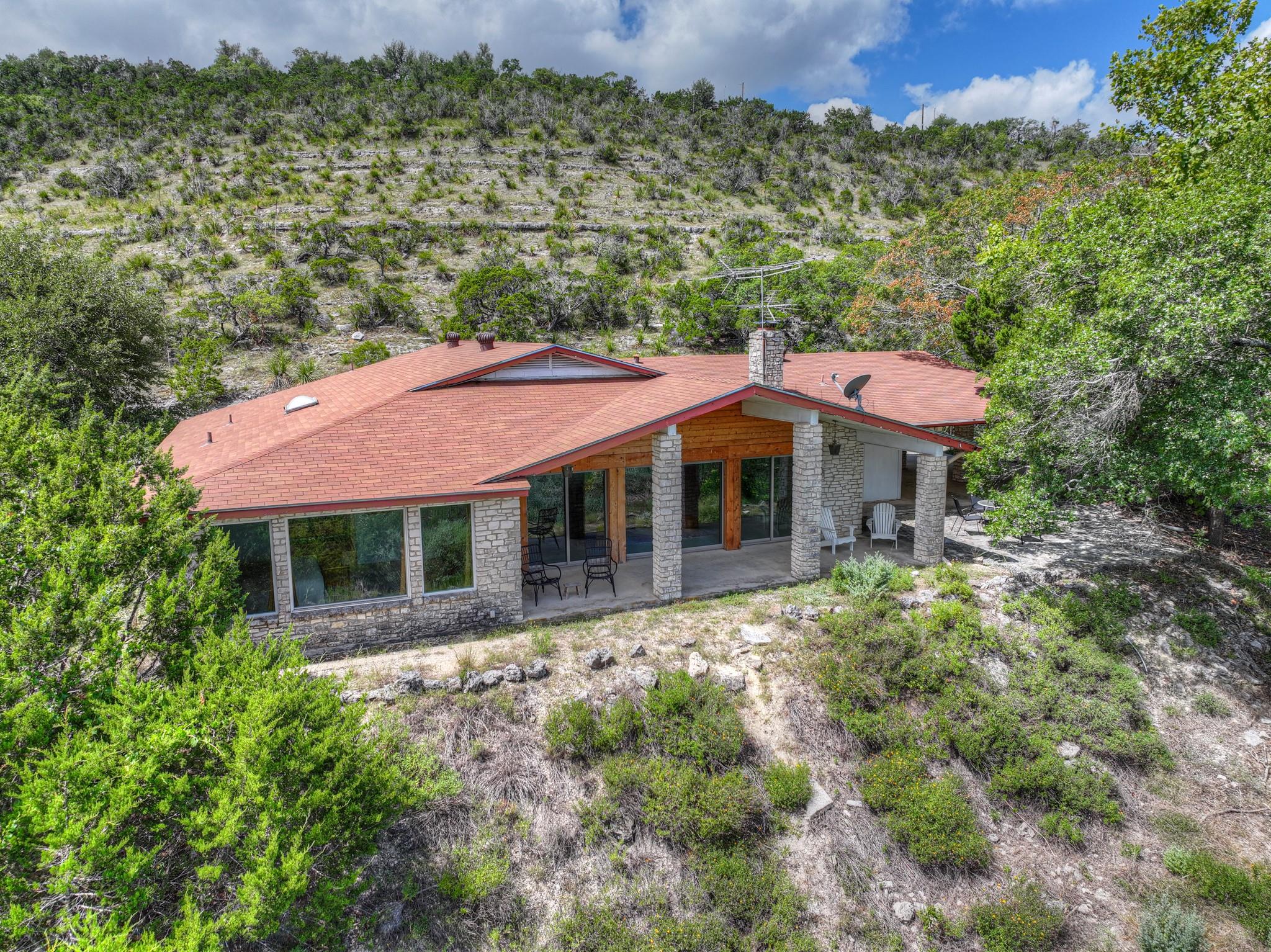 447 MADRONA DR DR