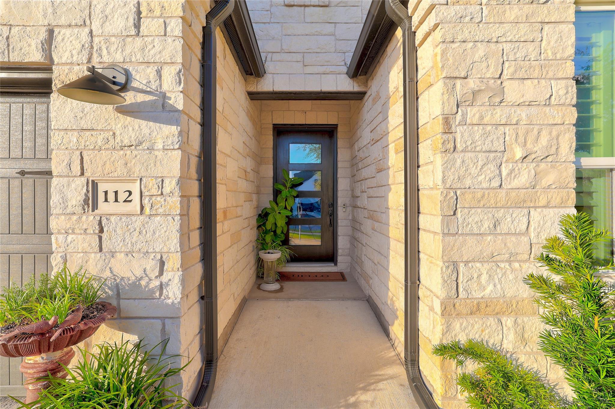 112 Magnolia Springs DR — photo 3
