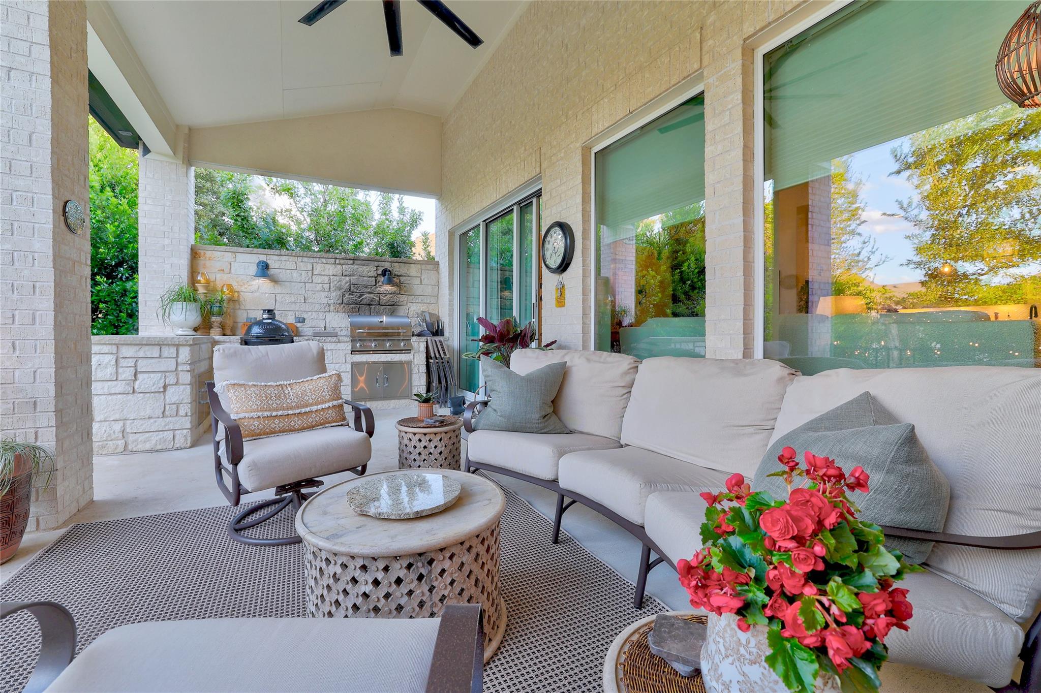 112 Magnolia Springs DR — photo 4