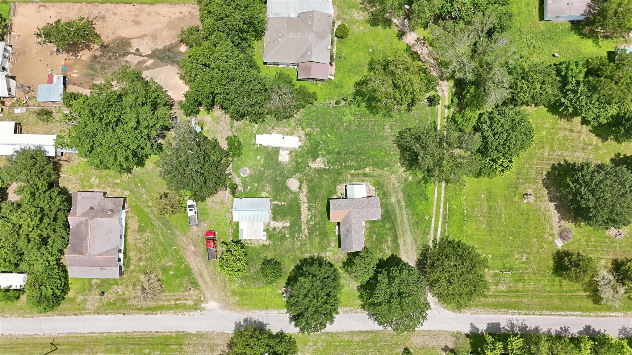 148 Brenham ST — photo 3