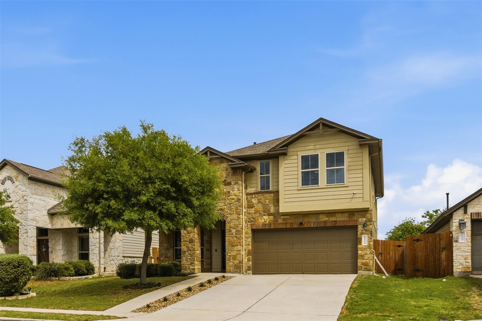 2004 Garretts WAY