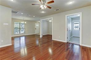 2513 Wilson ST — photo 4