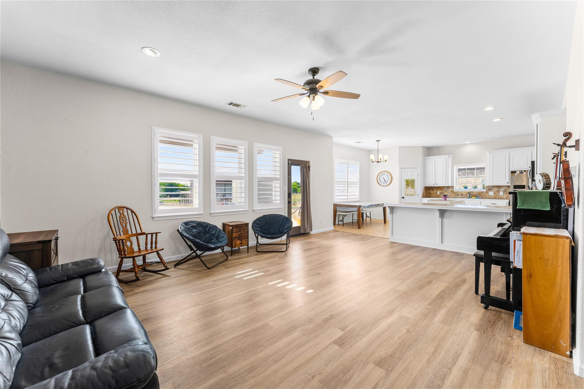 9122 Stinnett Mill RD — photo 5