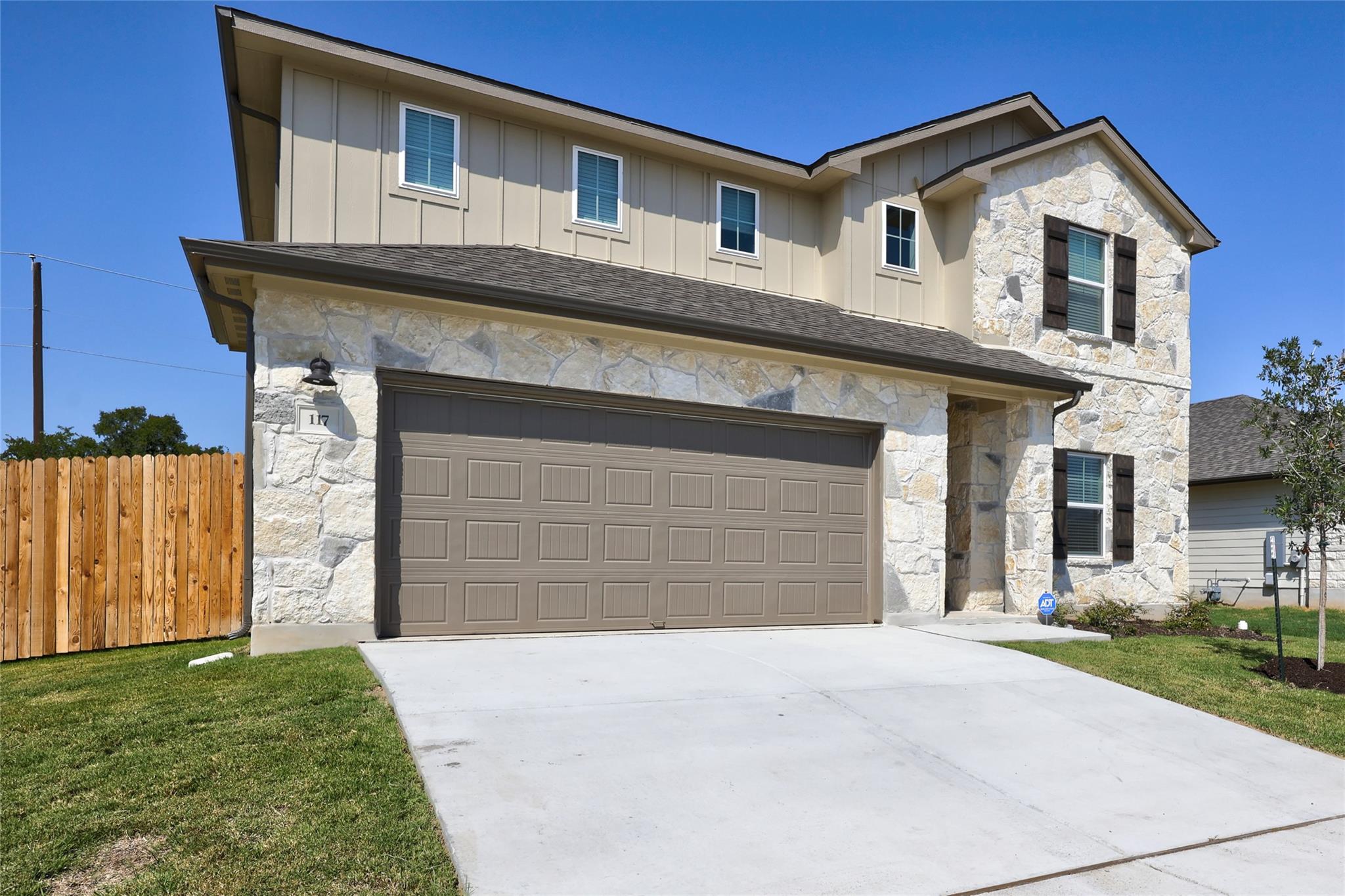 117 Fairmeadow Downs DR — photo 3
