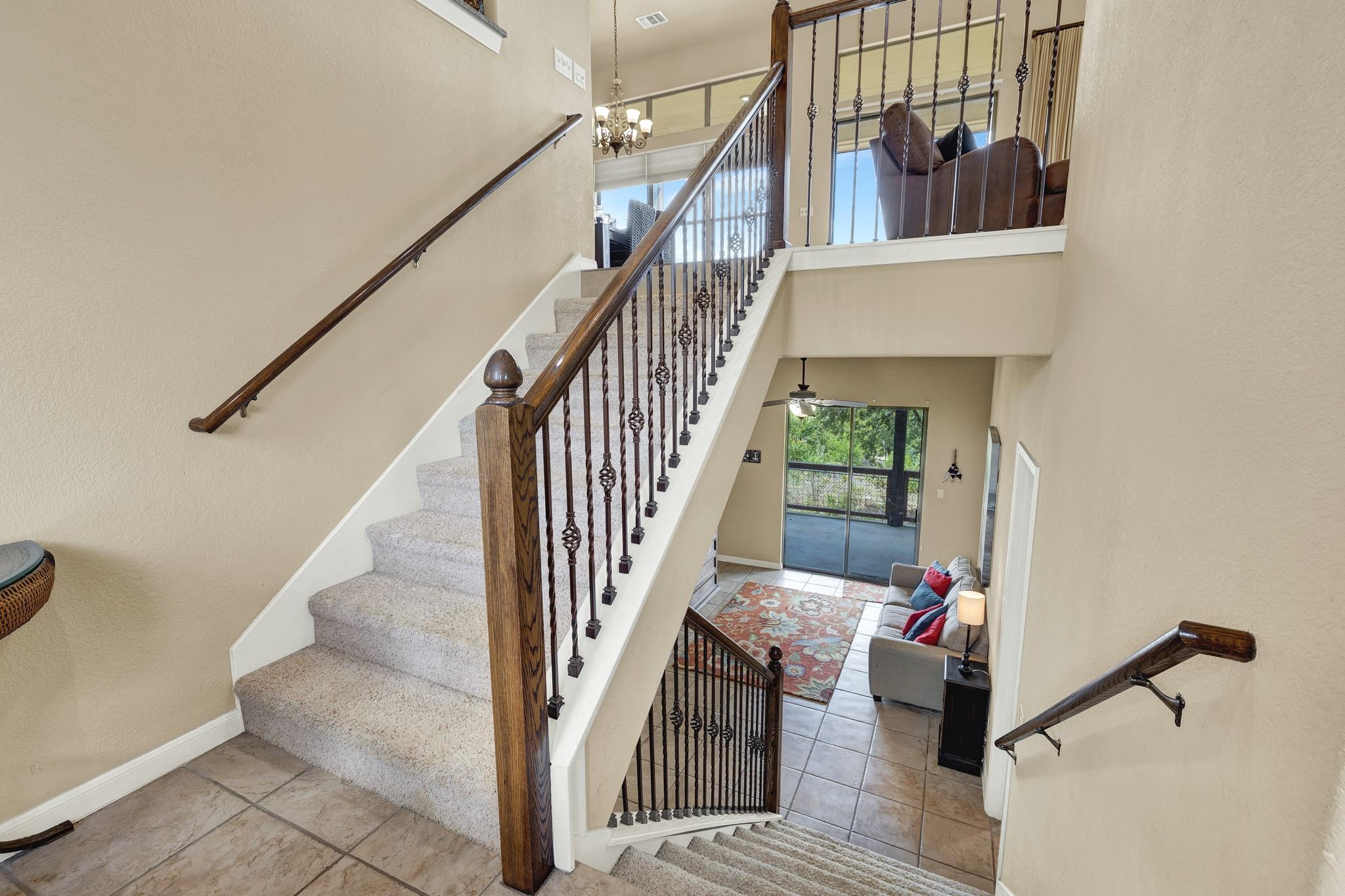 1525 Lakeside DR — photo 4