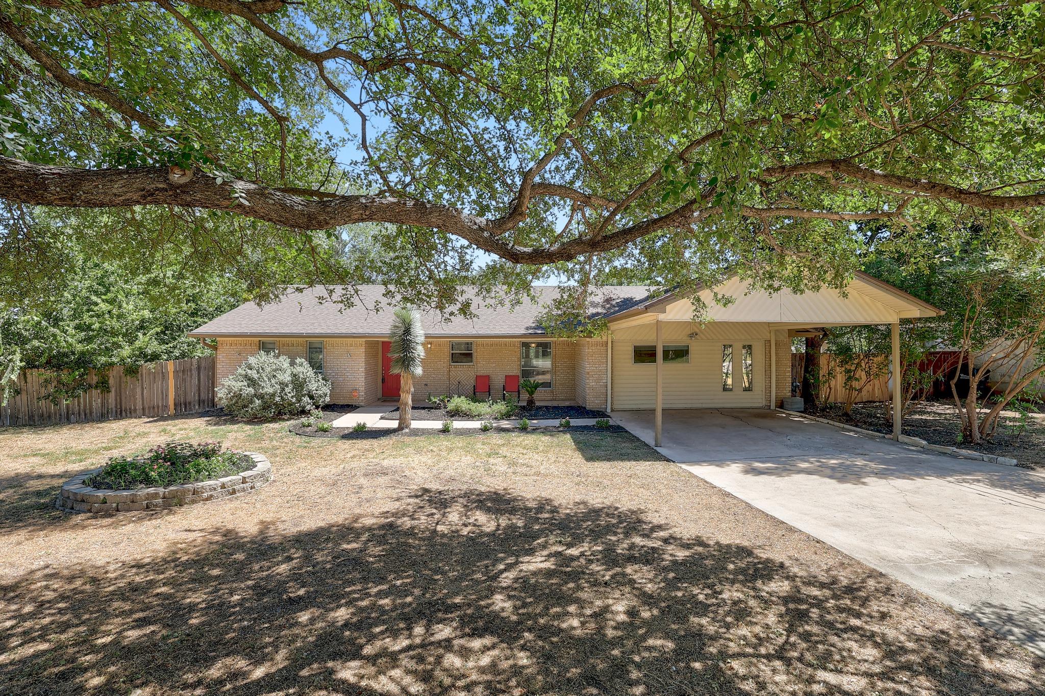 602 Meadowbrook DR — photo 3