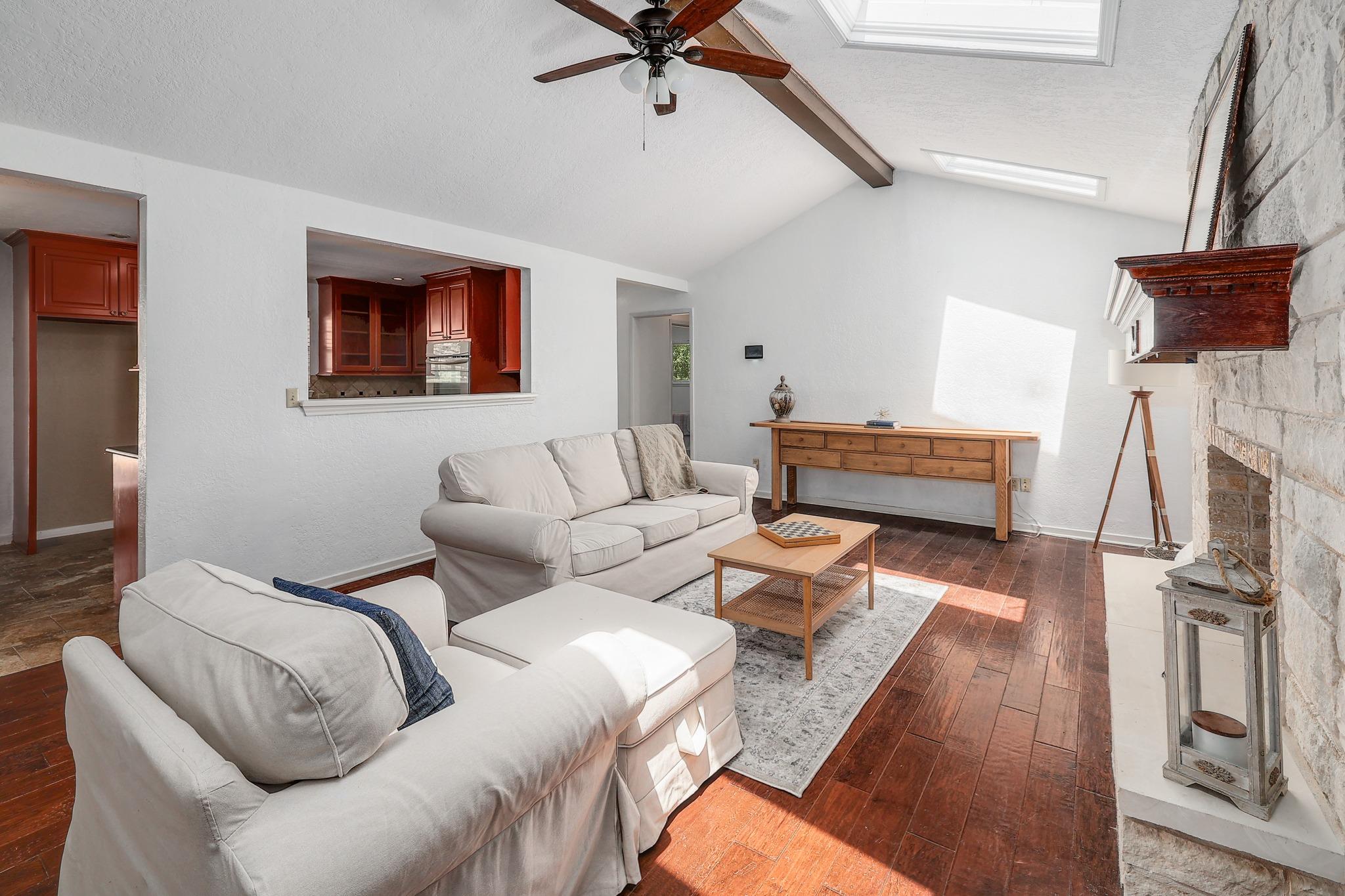 602 Meadowbrook DR — photo 5