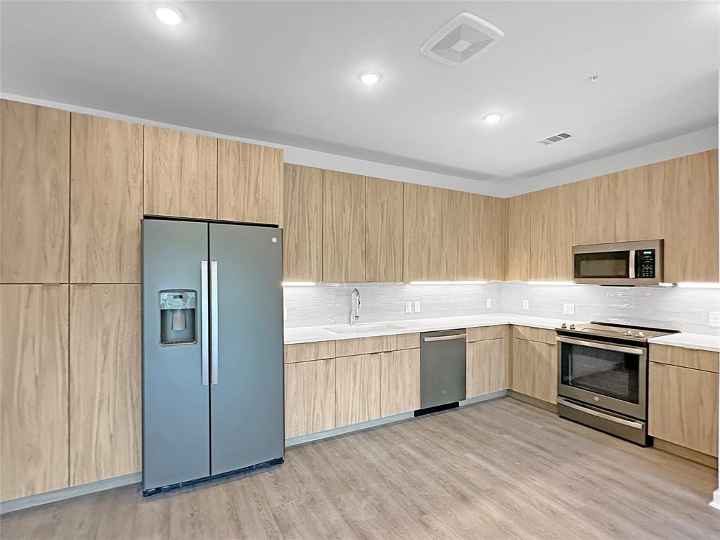 4802 Congress Ave #324 — photo 4