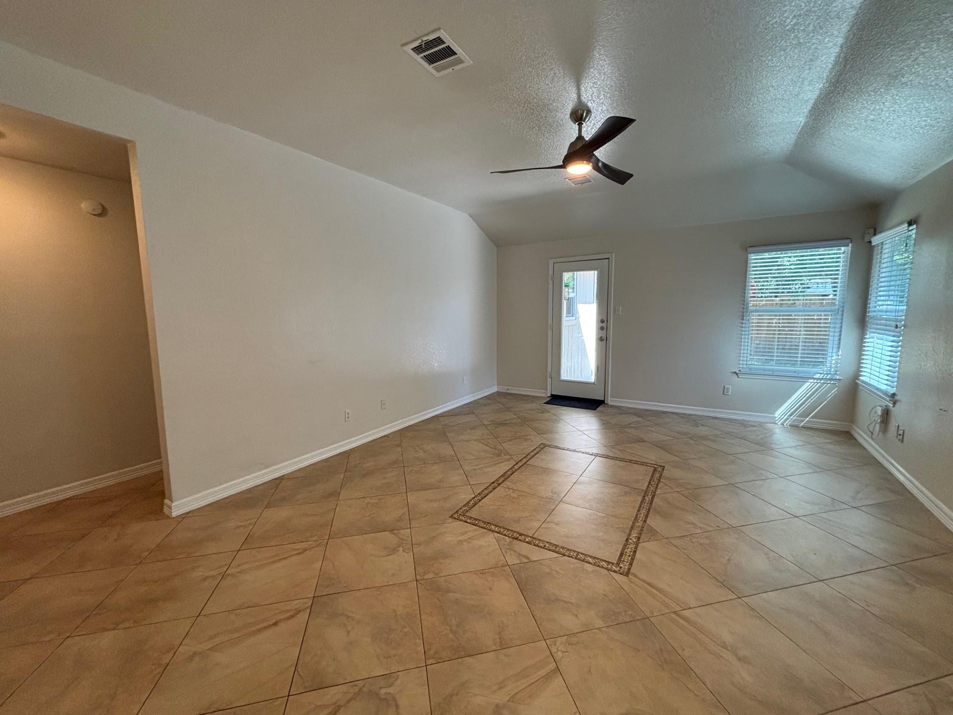 2924 Settlement DR — photo 3