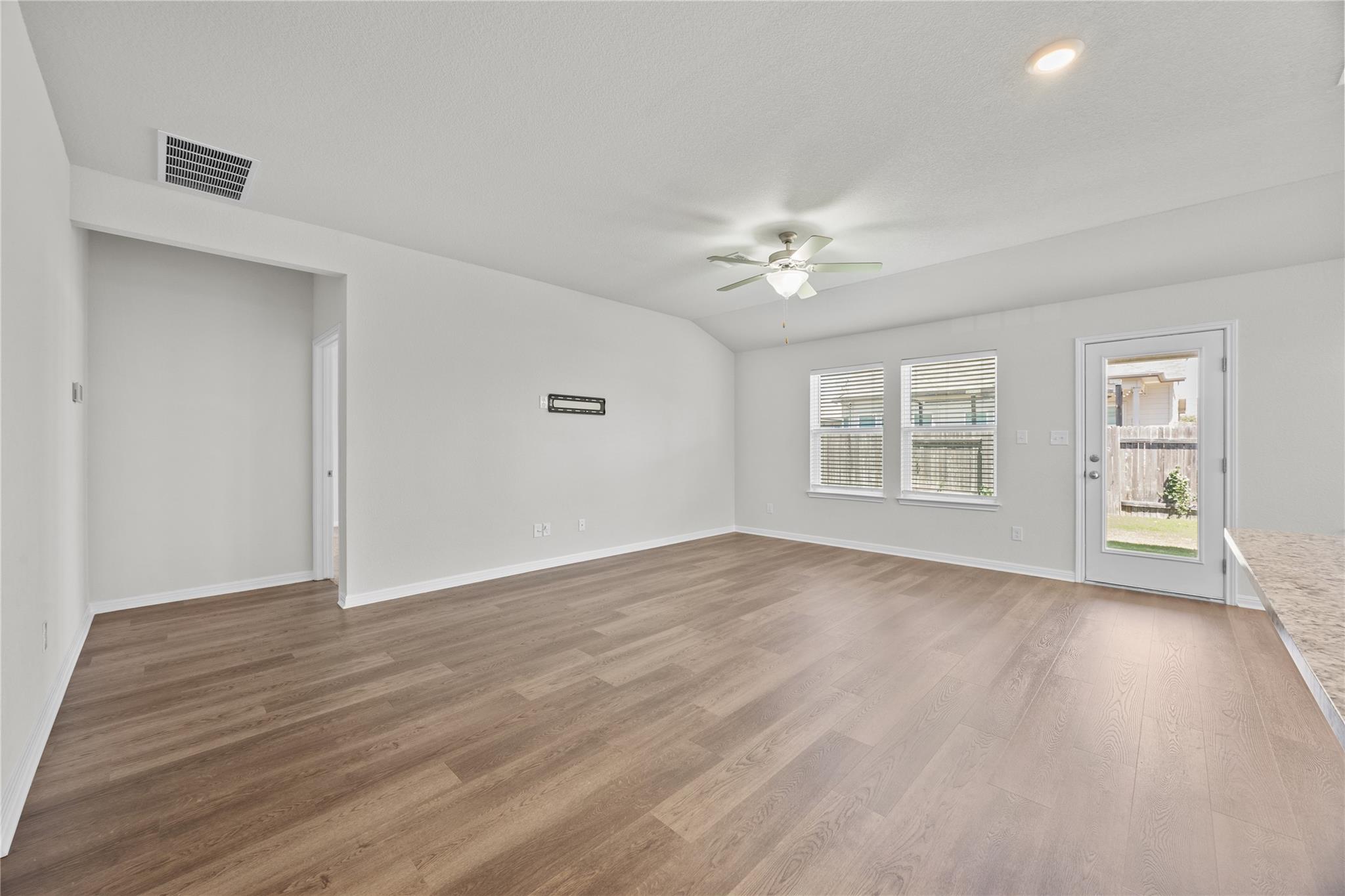 413 Windy Reed RD — photo 4
