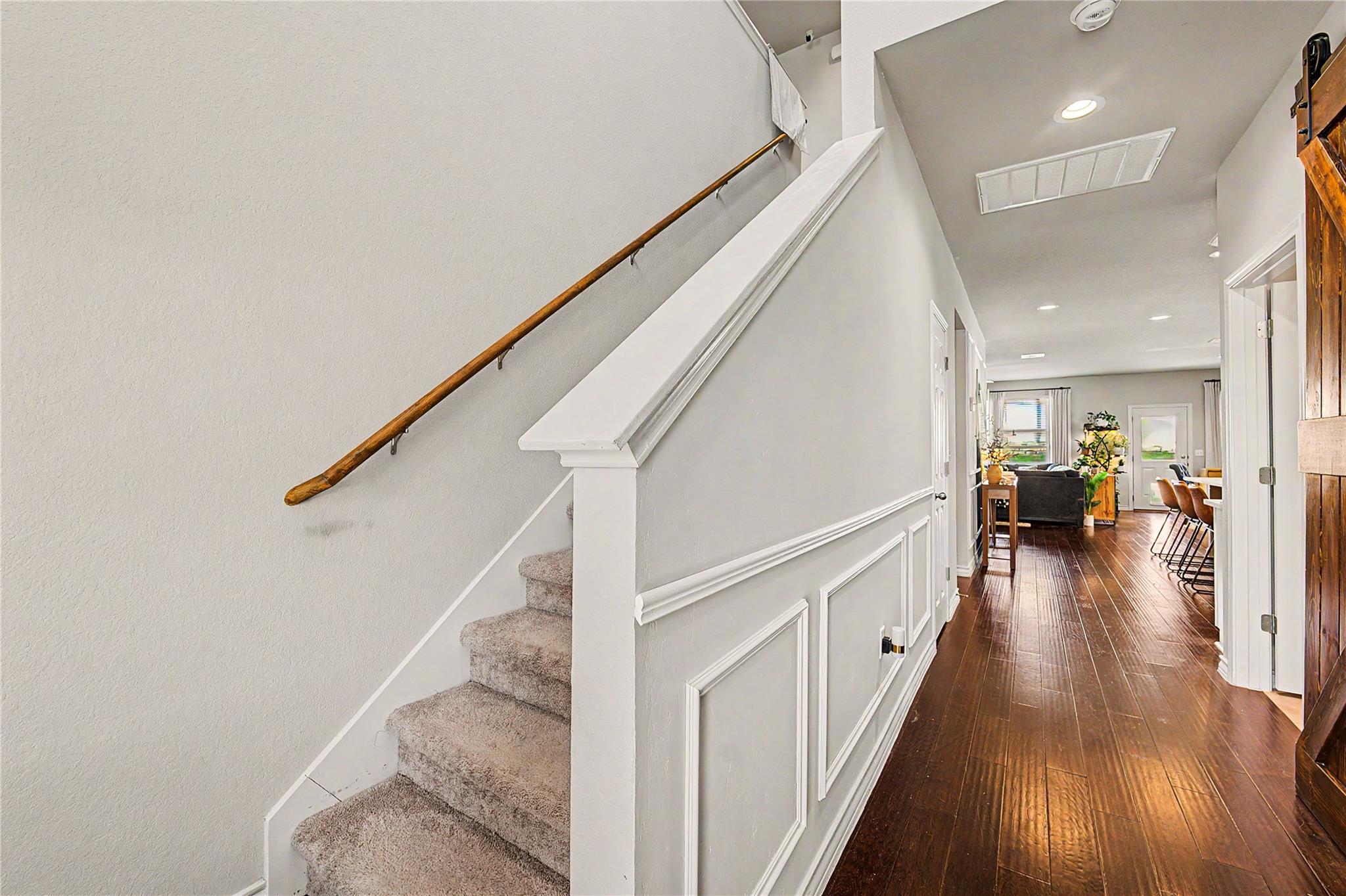 5809 Lehman WAY — photo 5