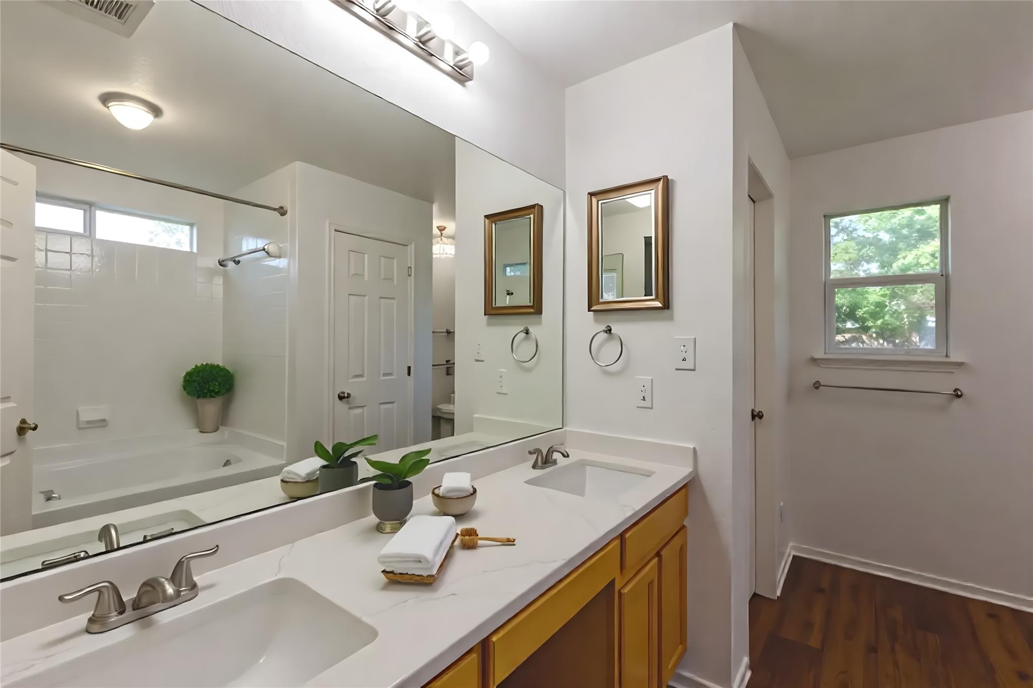 2571A Georgian DR — photo 5