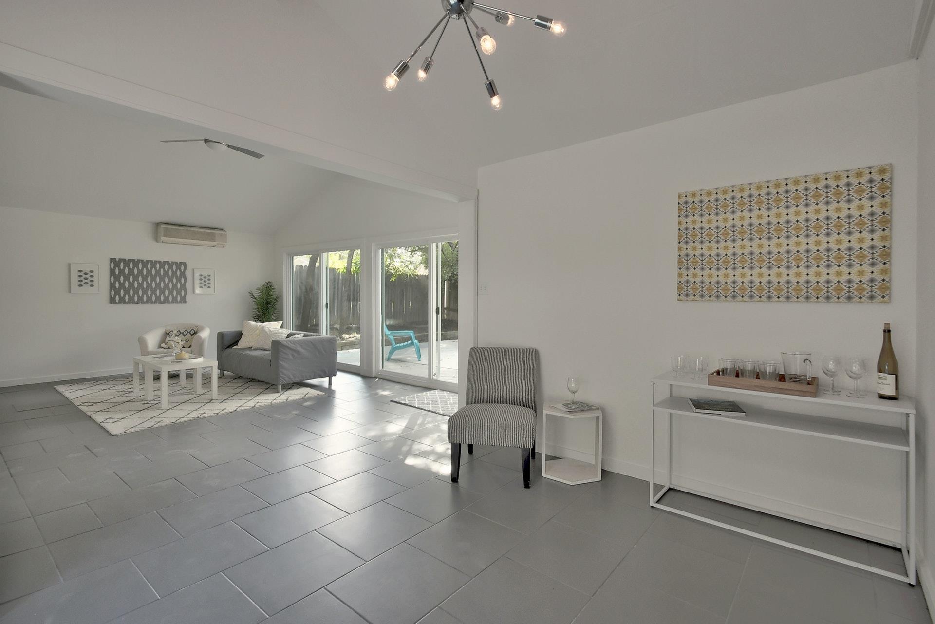 7204 Hartnell DR — photo 5