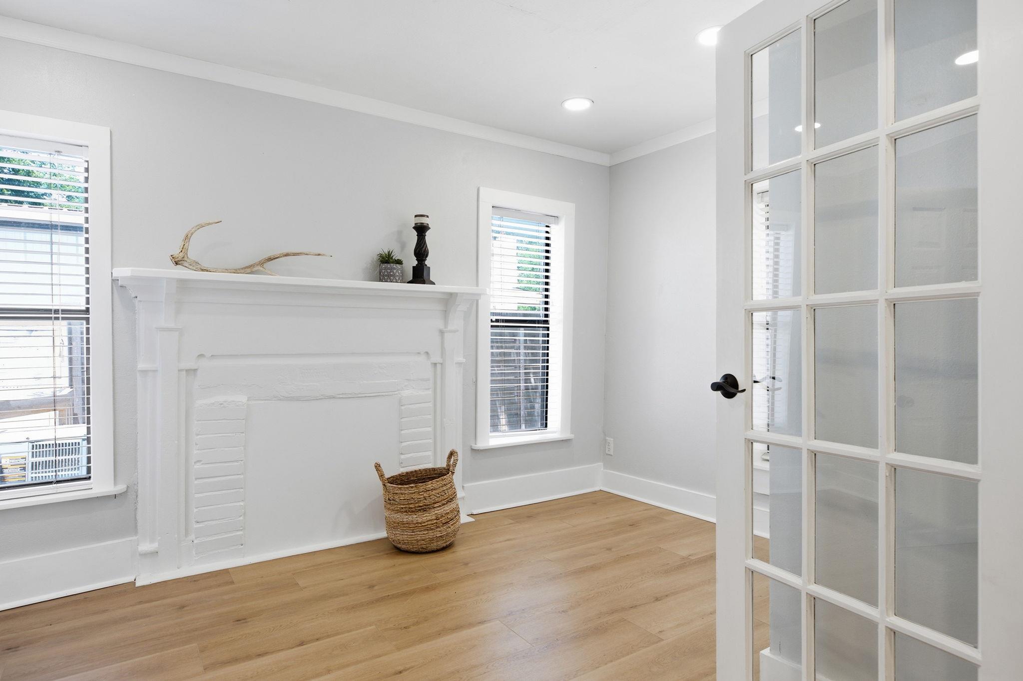 110 Fallwell ST — photo 4