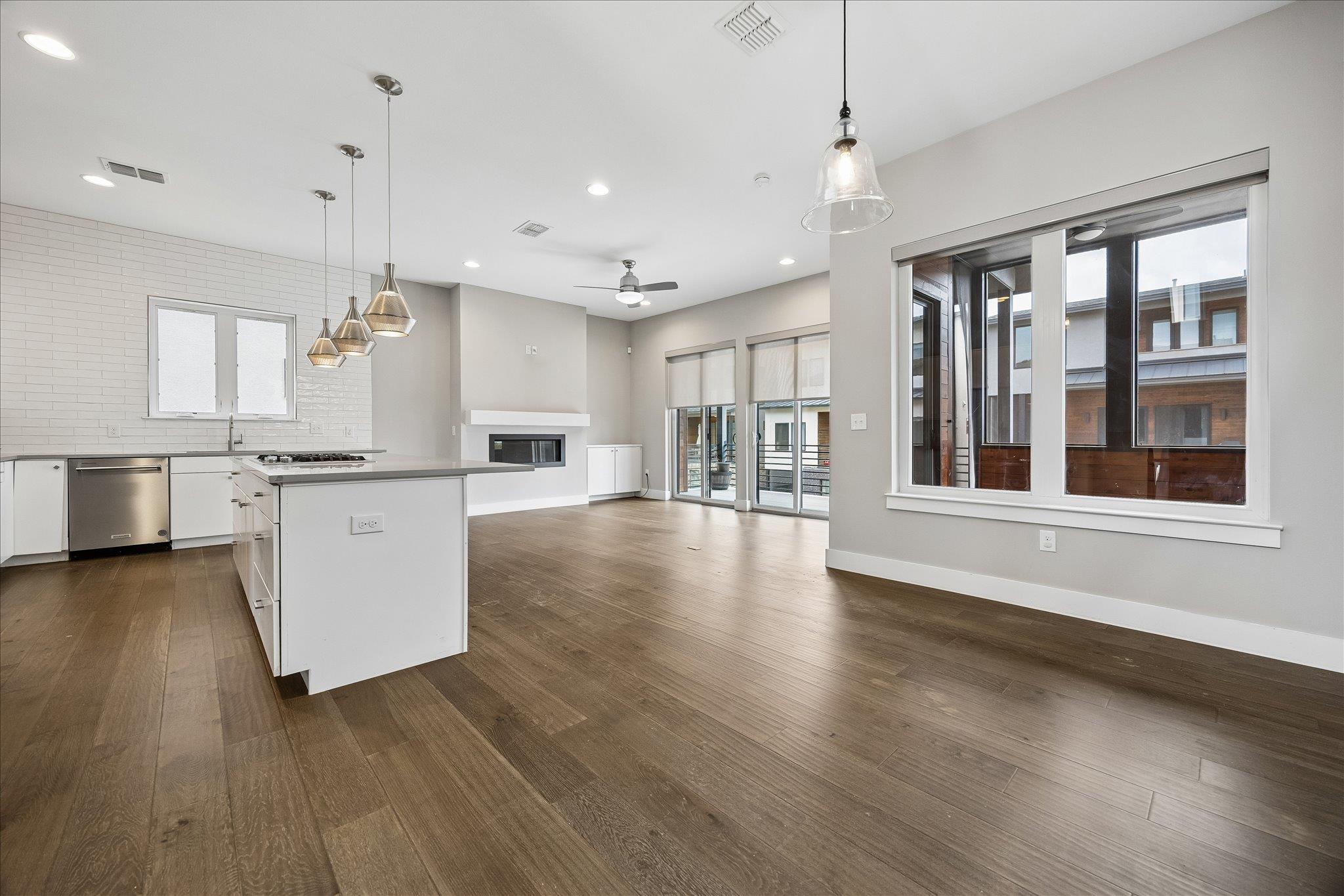 5006 Pecan Springs RD #6 — photo 5