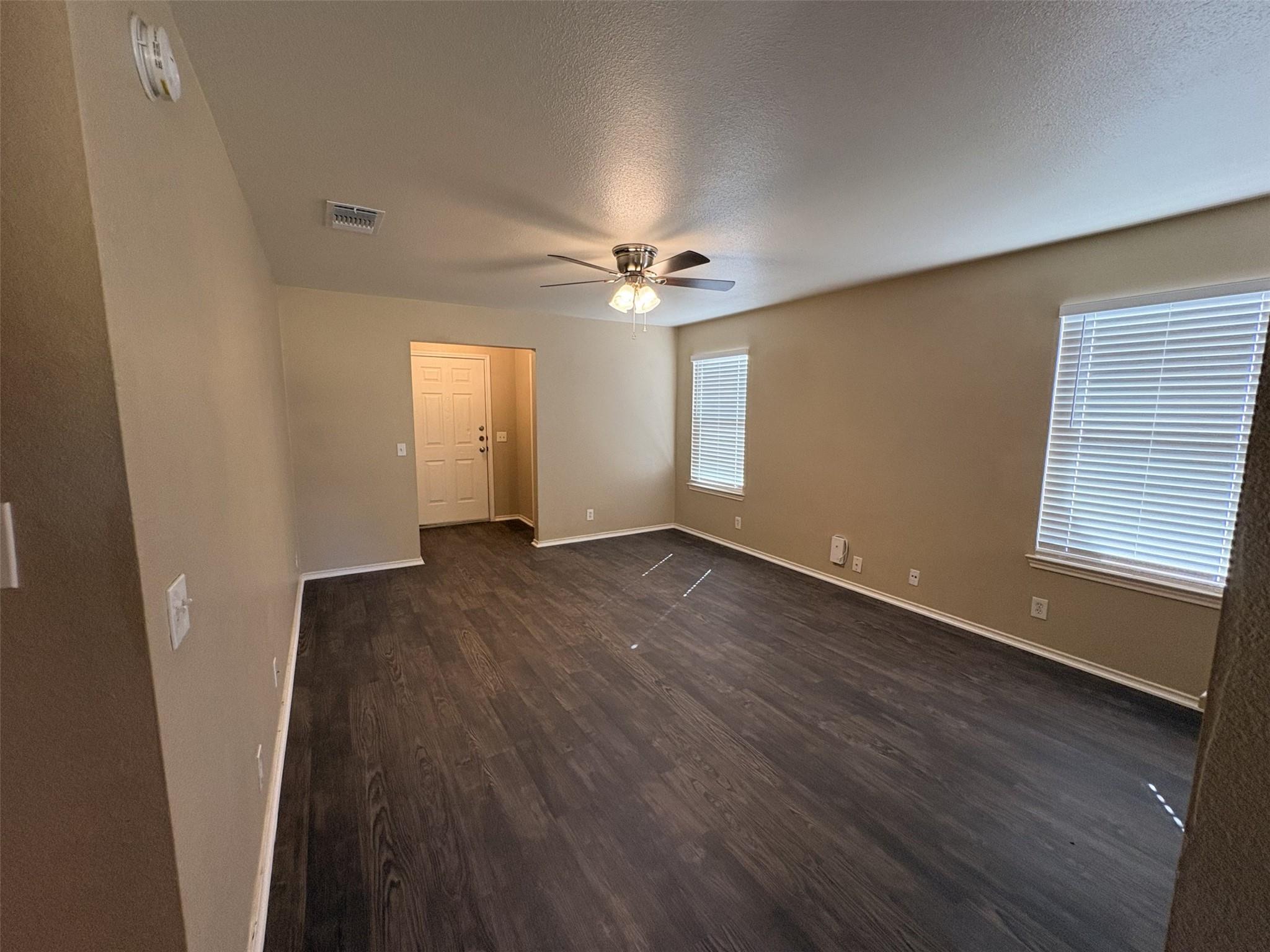 6808 Sabrina DR — photo 4
