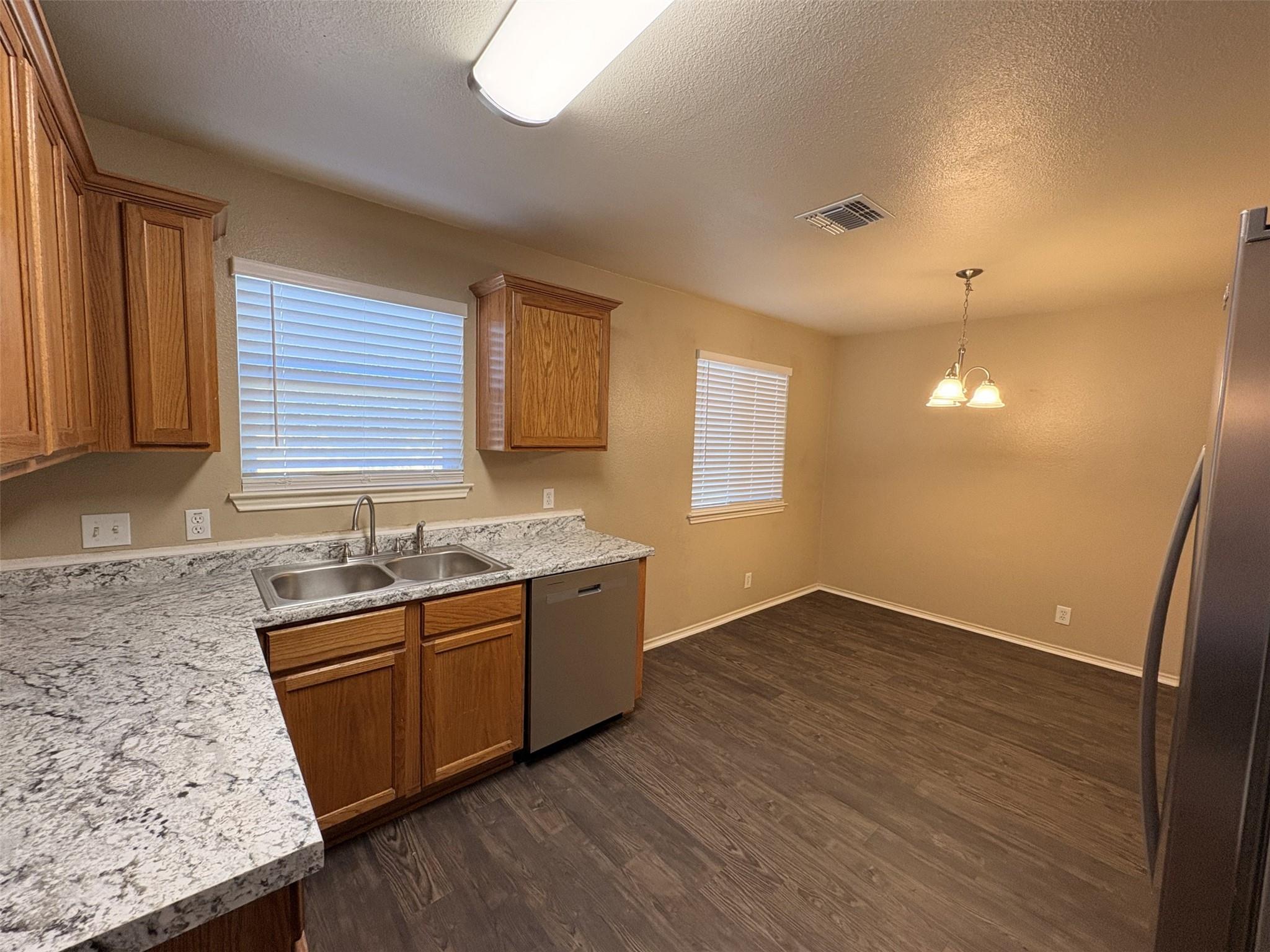 6808 Sabrina DR — photo 5