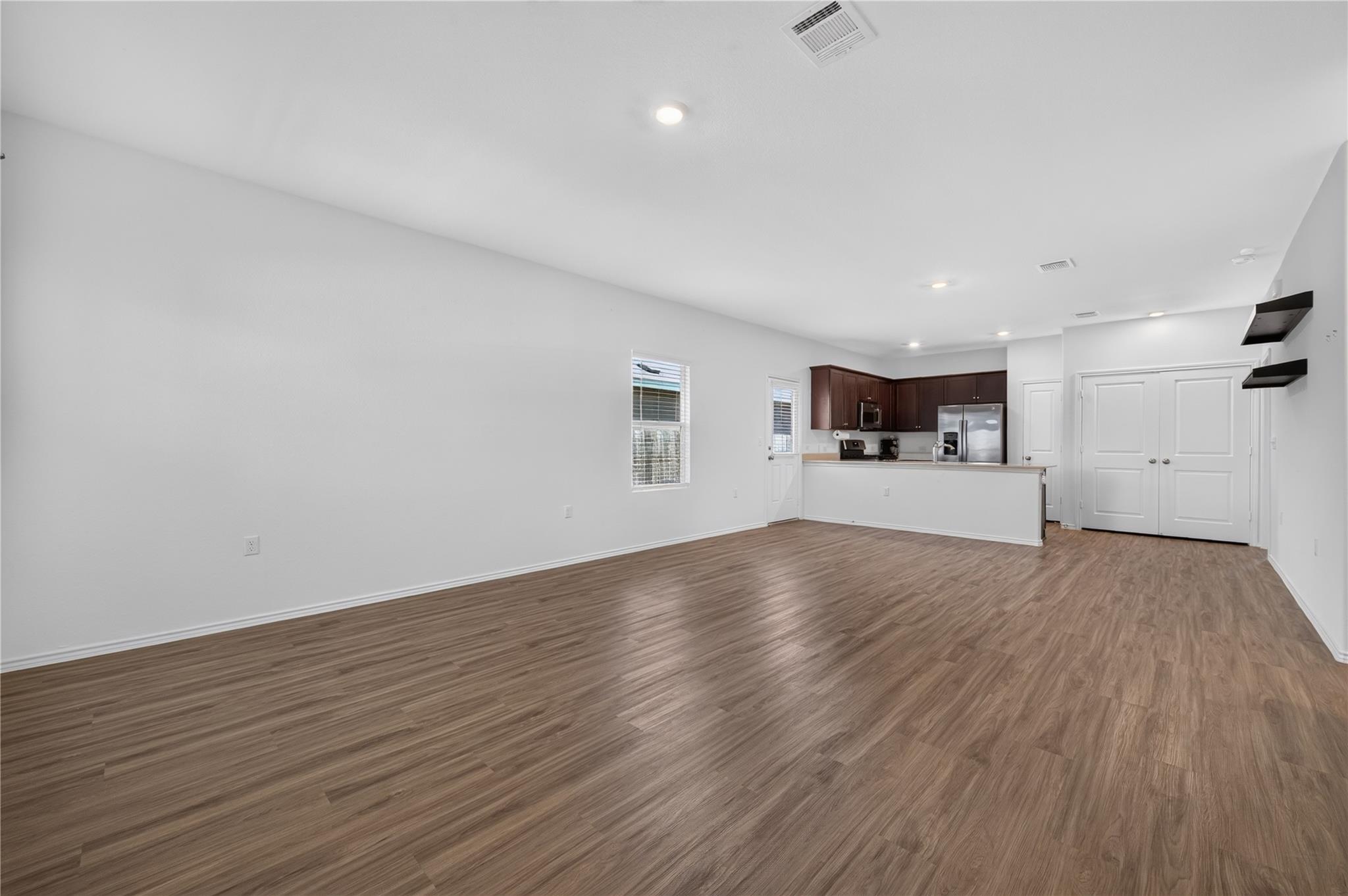 2521 Forgtemenot LN — photo 3
