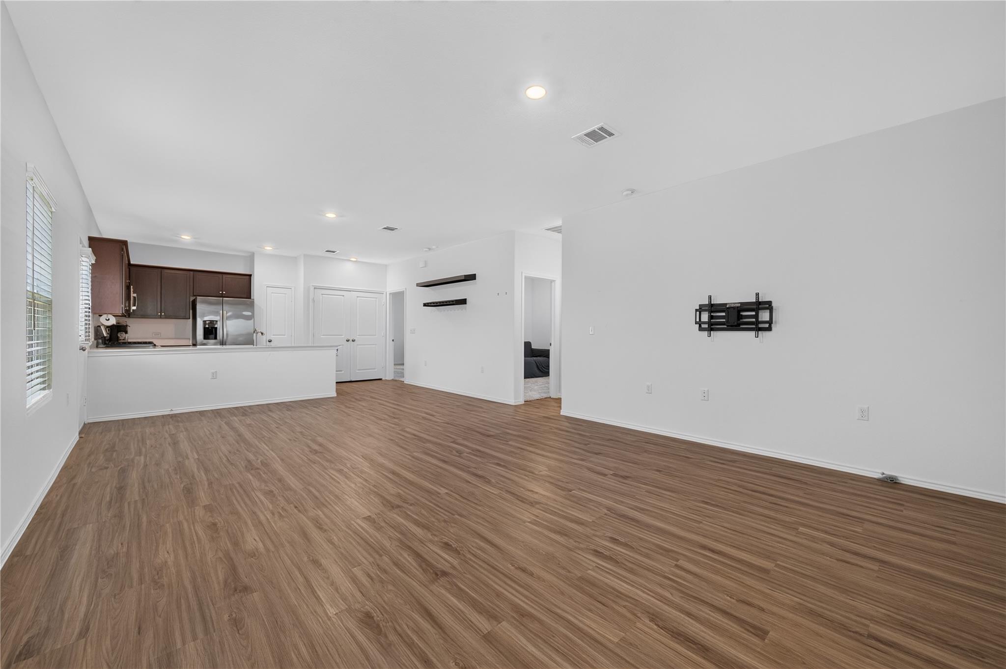 2521 Forgtemenot LN — photo 4