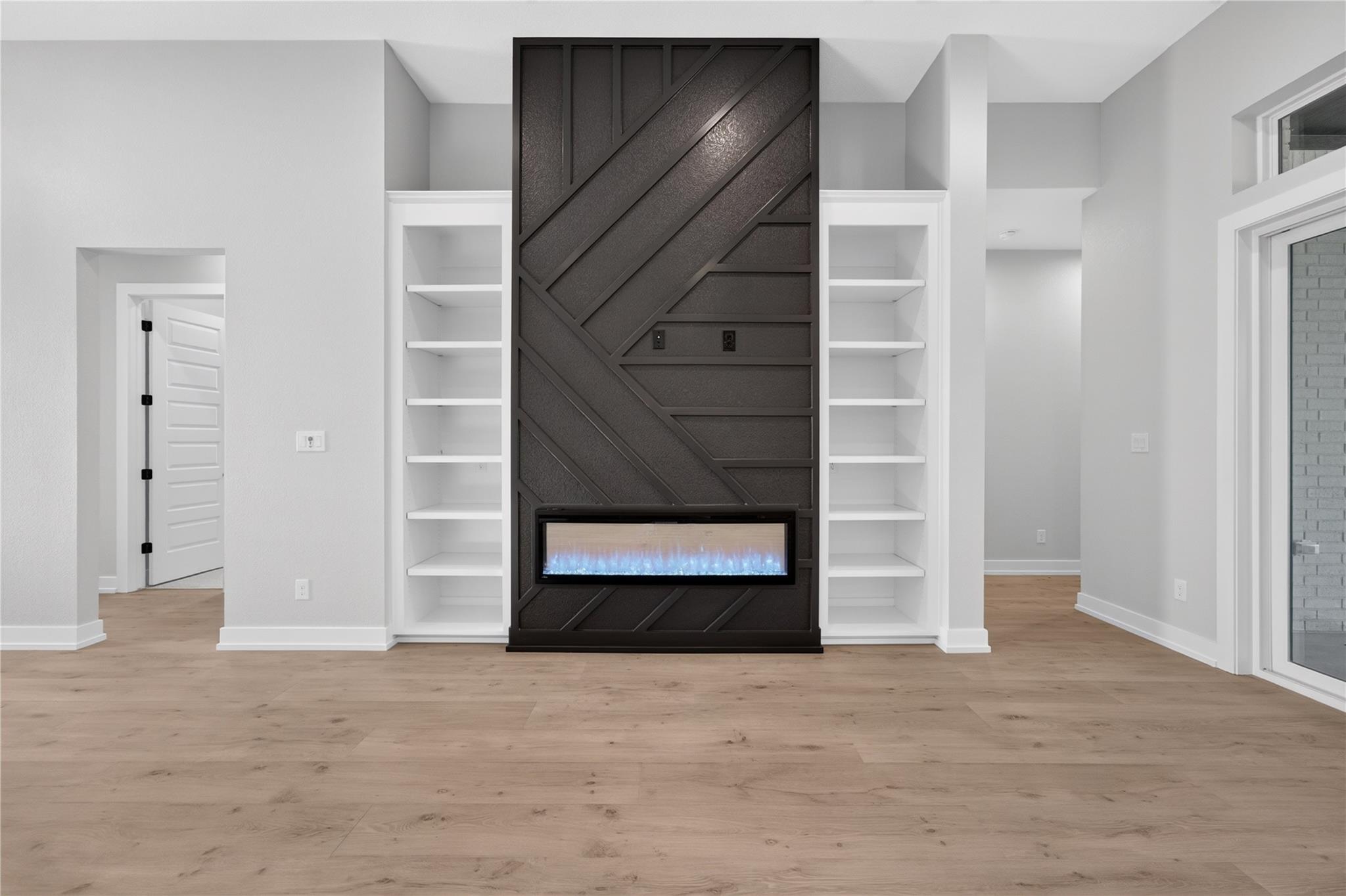 101 Lakeview DR — photo 3