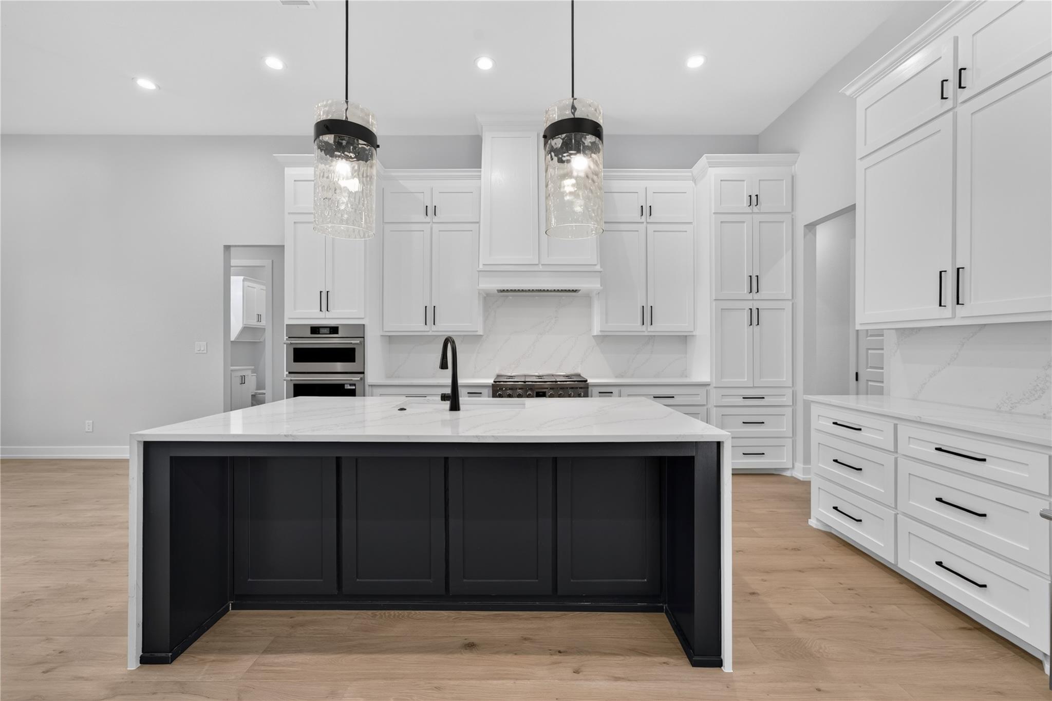 101 Lakeview DR — photo 5