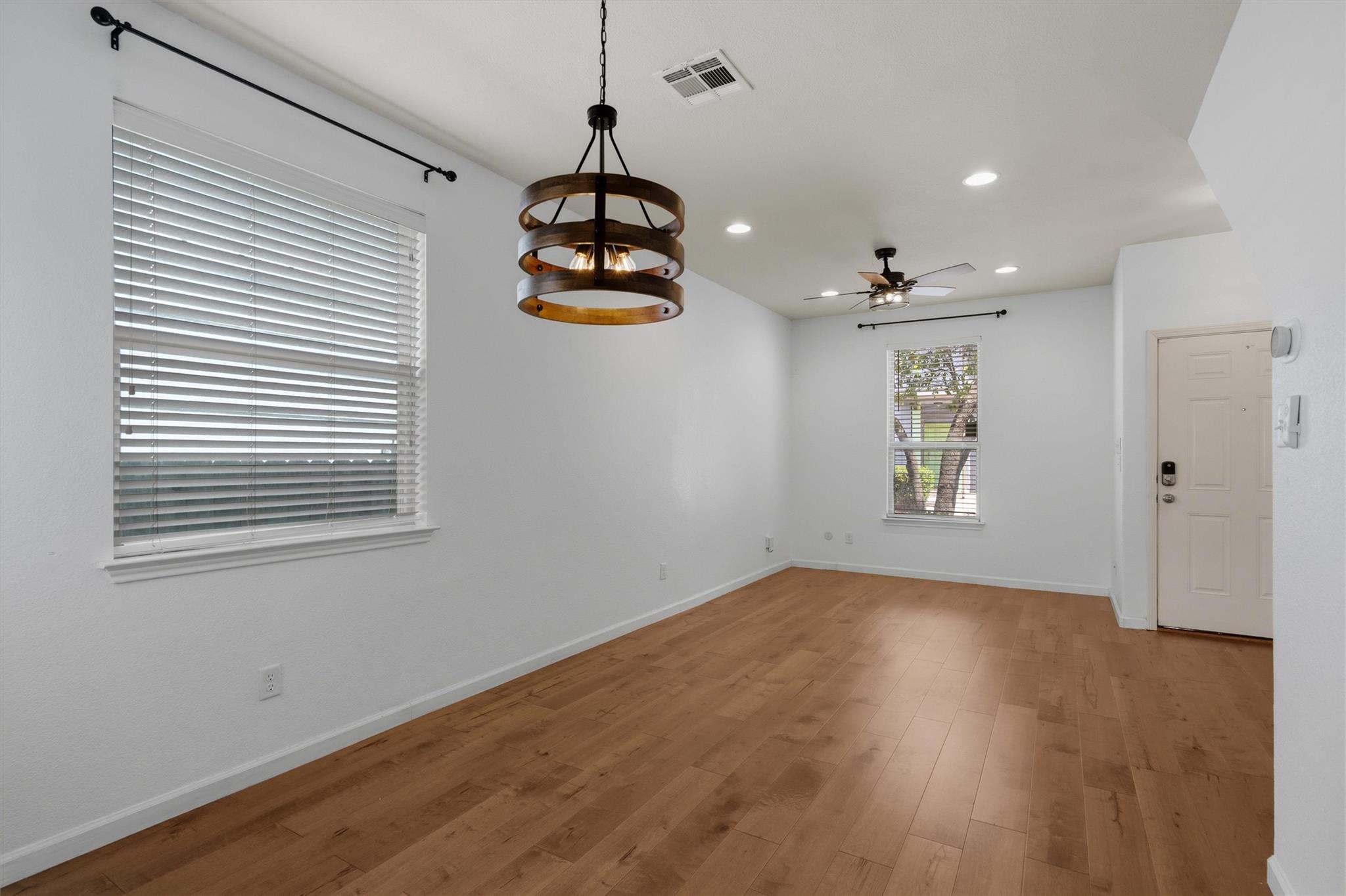5908 Red Bud Ridge LN — photo 4