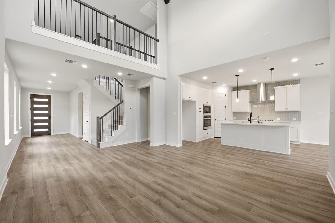 210 Grayson Elm Pass — photo 5