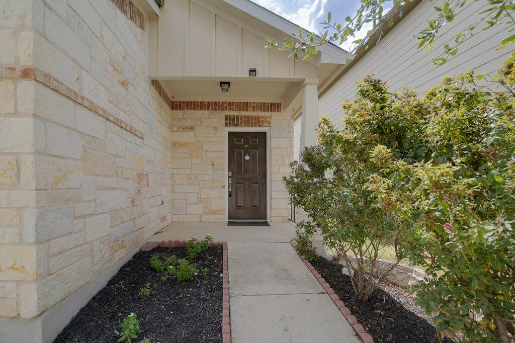 14002 Eucalyptus BND — photo 3