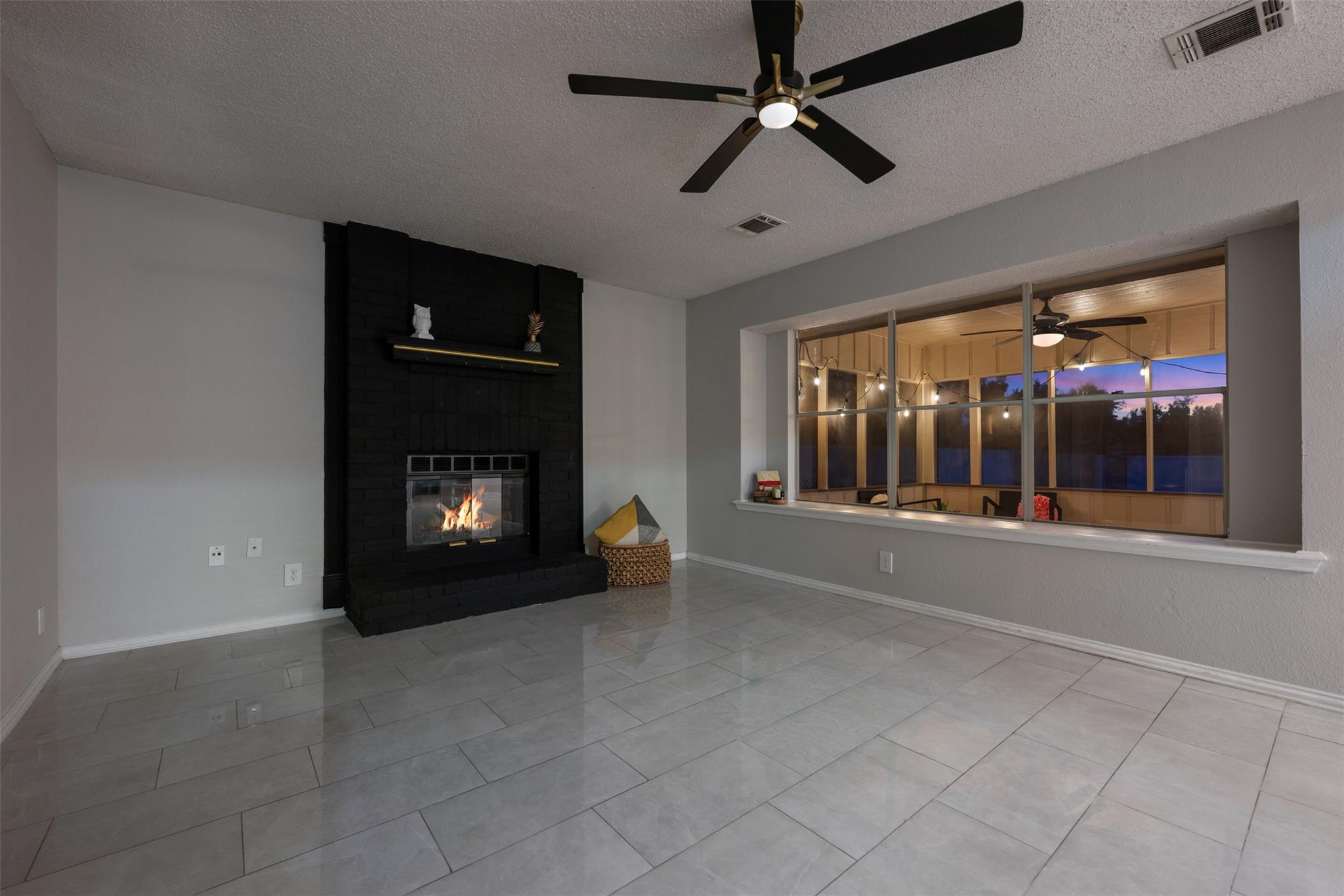 803 Brook Meadow TRL — photo 3