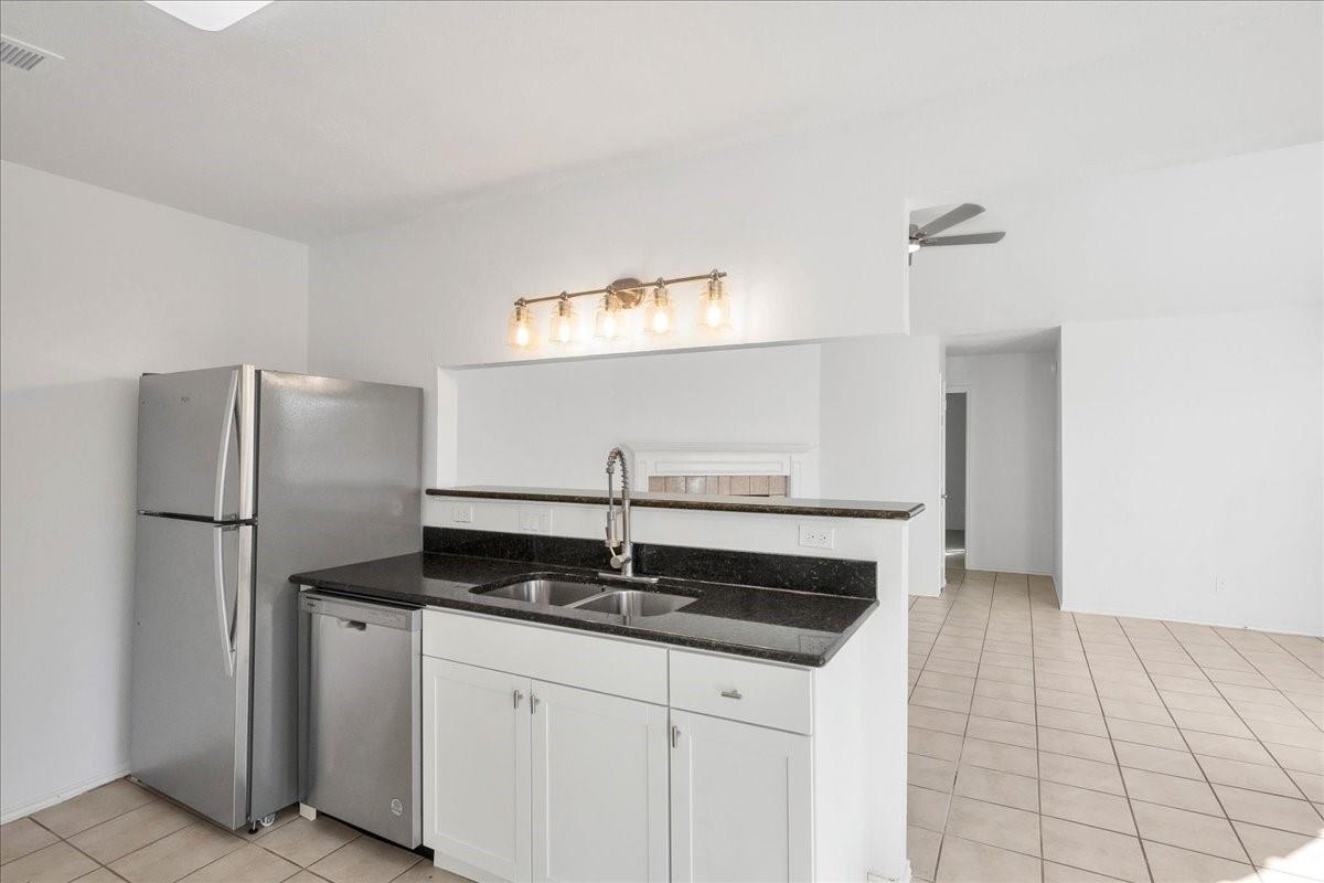 421 Fantail LOOP #B — photo 3
