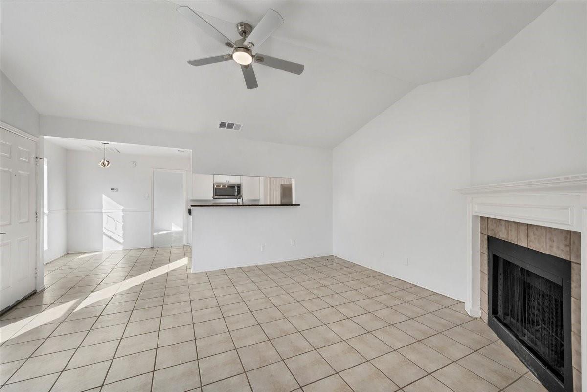 421 Fantail LOOP #B — photo 5
